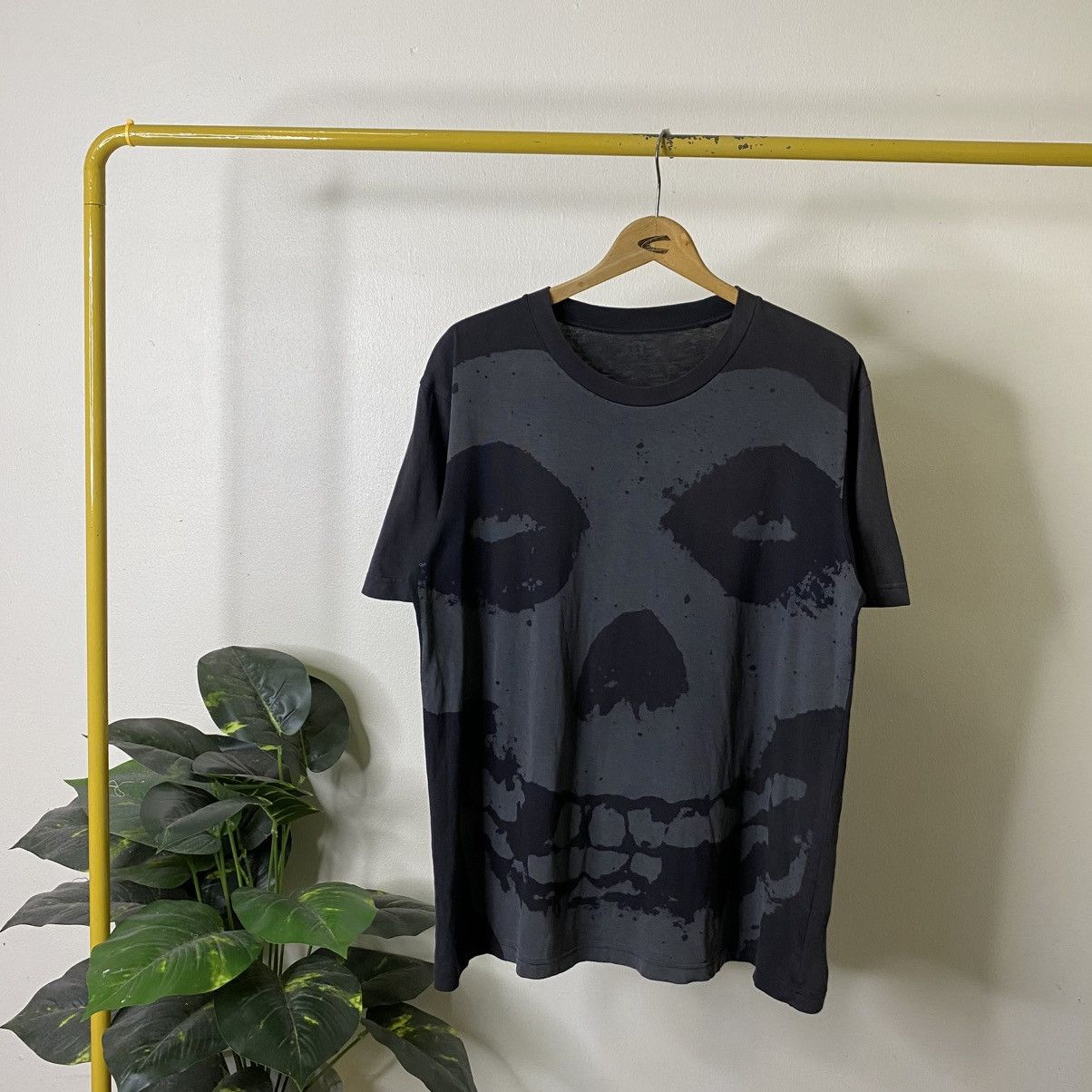Misfits Uniqlo UT x Misfits Collaboration Band T Shirt Size US L / EU 52-54 / 3 - 1 Thumbnail