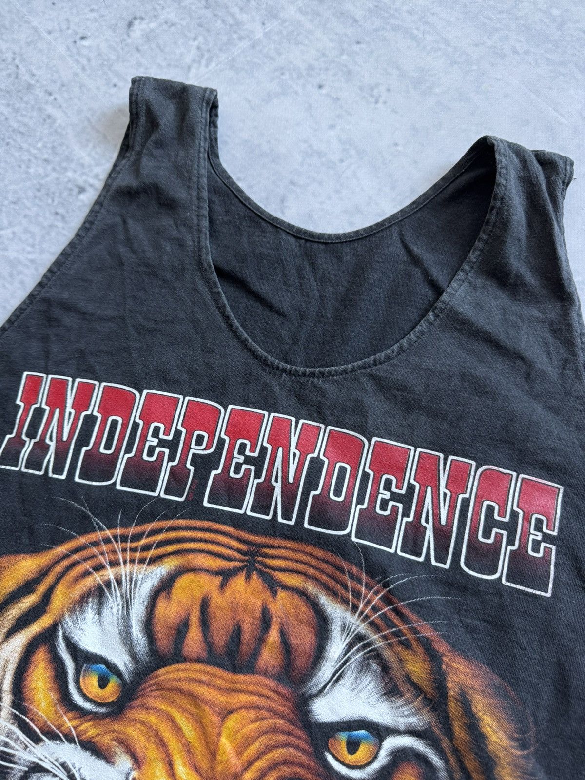 Band Tees × Vintage Vintage 1998 Rock Eagle big logo like a 3D style tank top Size US L / EU 52-54 / 3 - 5 Thumbnail