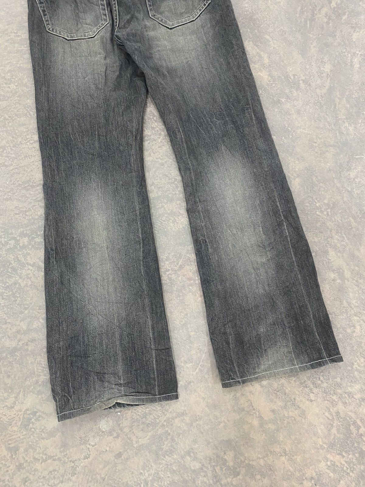 Le Grande Bleu (L.G.B.) UNIQLO JAPAN FLARE JEANS WASH BLACK LGB BOOTCUT 90s PANTS Size US 32 / EU 48 - 10 Thumbnail