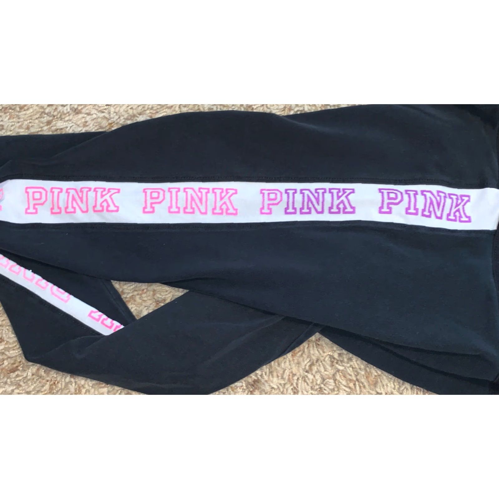 Victoria's Secret Victoria's Secret Pink Leggings Sz S Yoga Black Logo Stretch Athleisure Regular Women Skinny Inseam 27 in Size 28" / US 6 / IT 42 - 3 Thumbnail