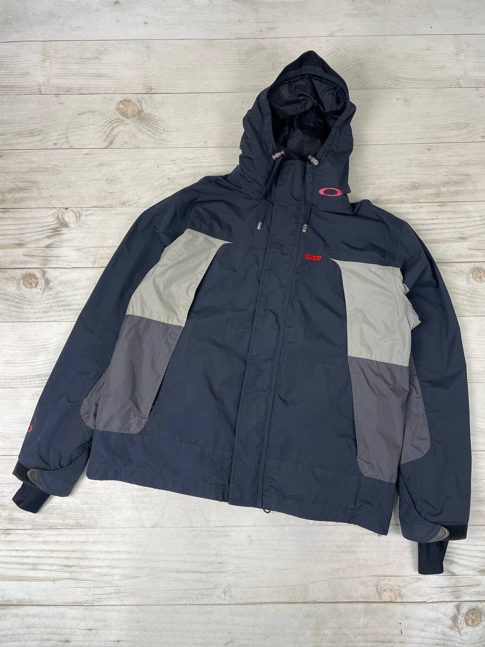 Oakley × Outdoor Life × Vintage Vintage Software Oakley Ski Jacket GorpCore  90s USA Software | Grailed