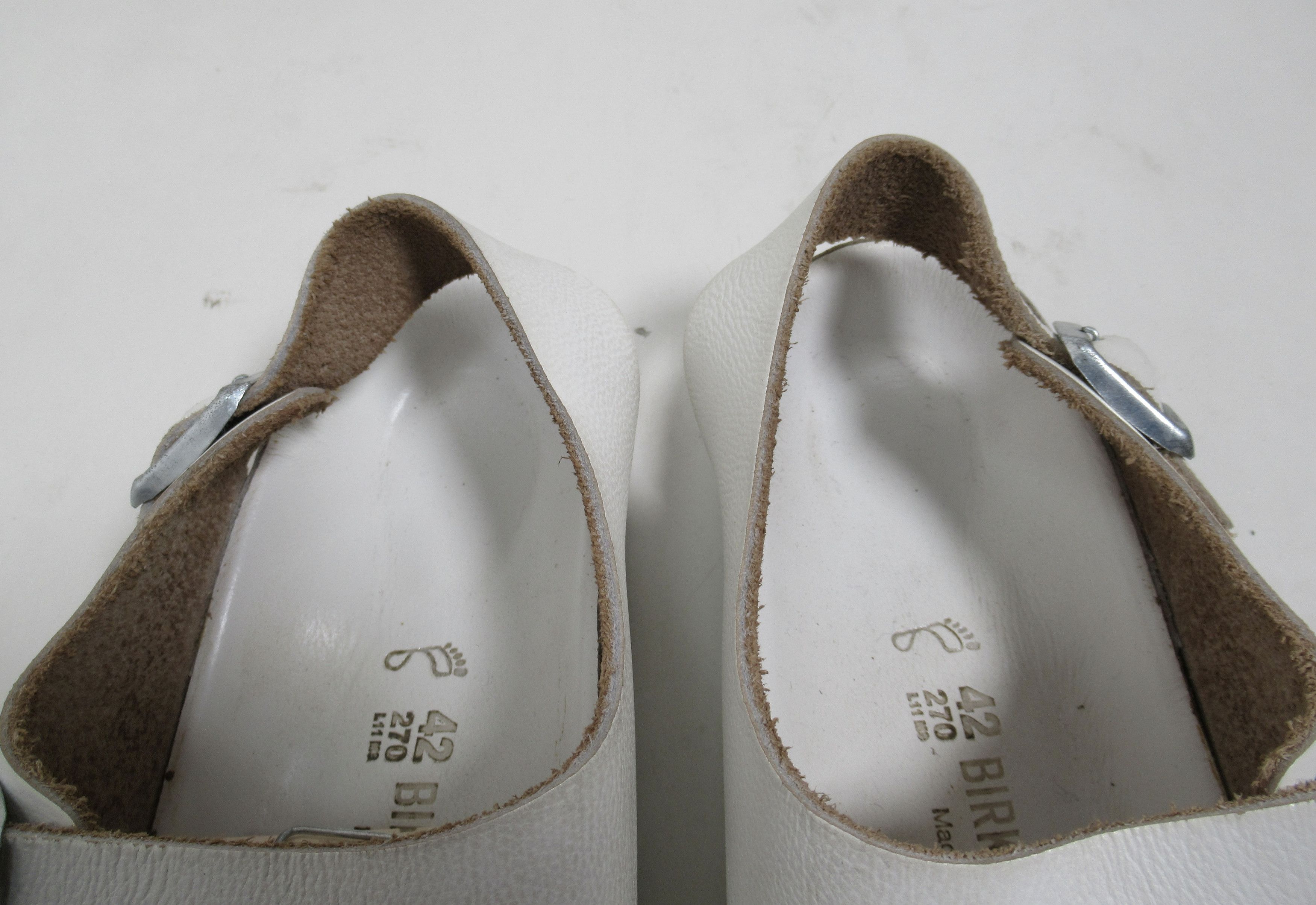 Birkenstock Birkenstock Milano Buckle Leather Sandals White 9 US M Size US 9 / EU 42 - 4 Thumbnail