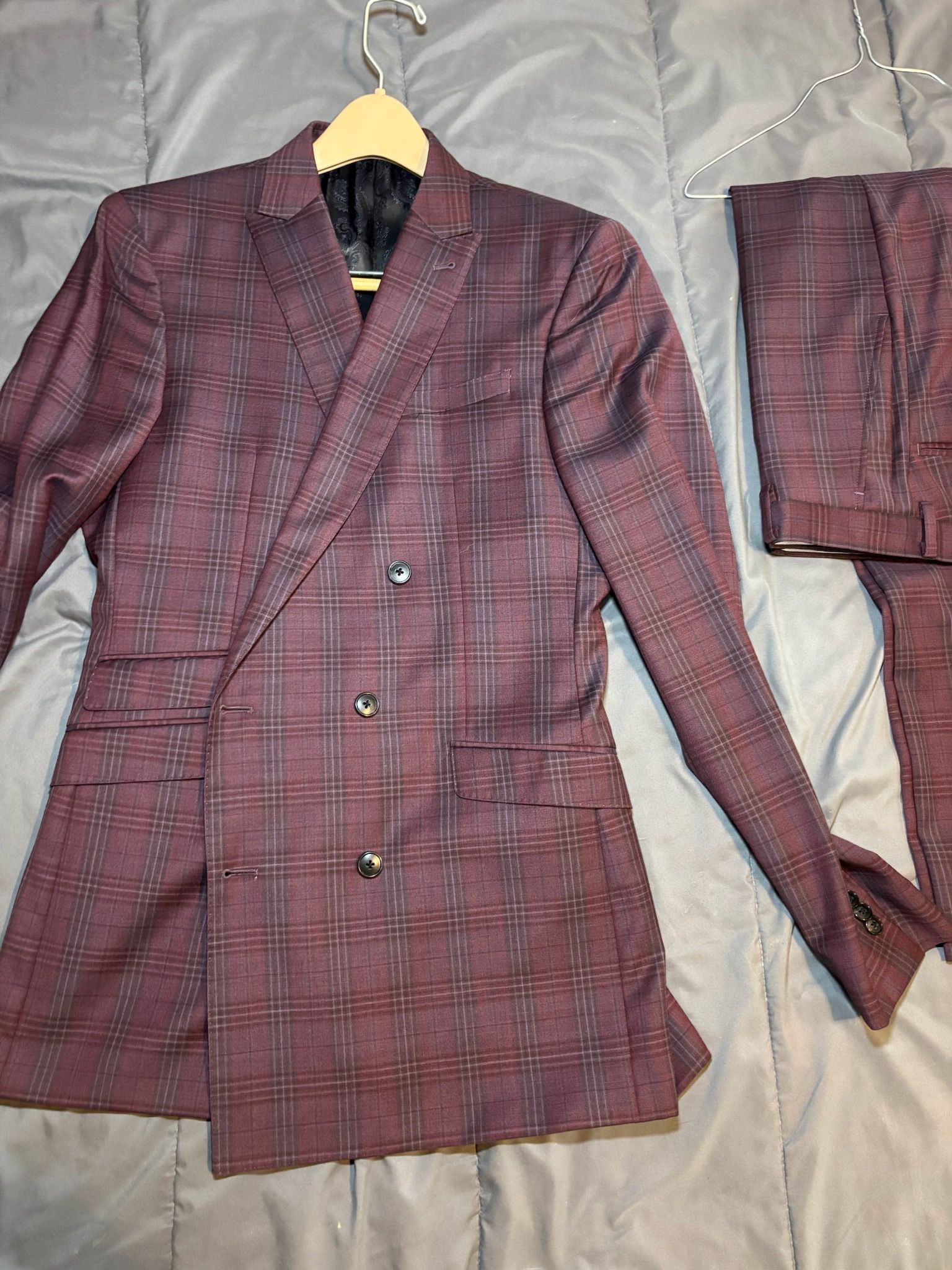 Joseph Abboud Joseph Abboud custom made maroon plaid suit Size 40L - 1 Thumbnail