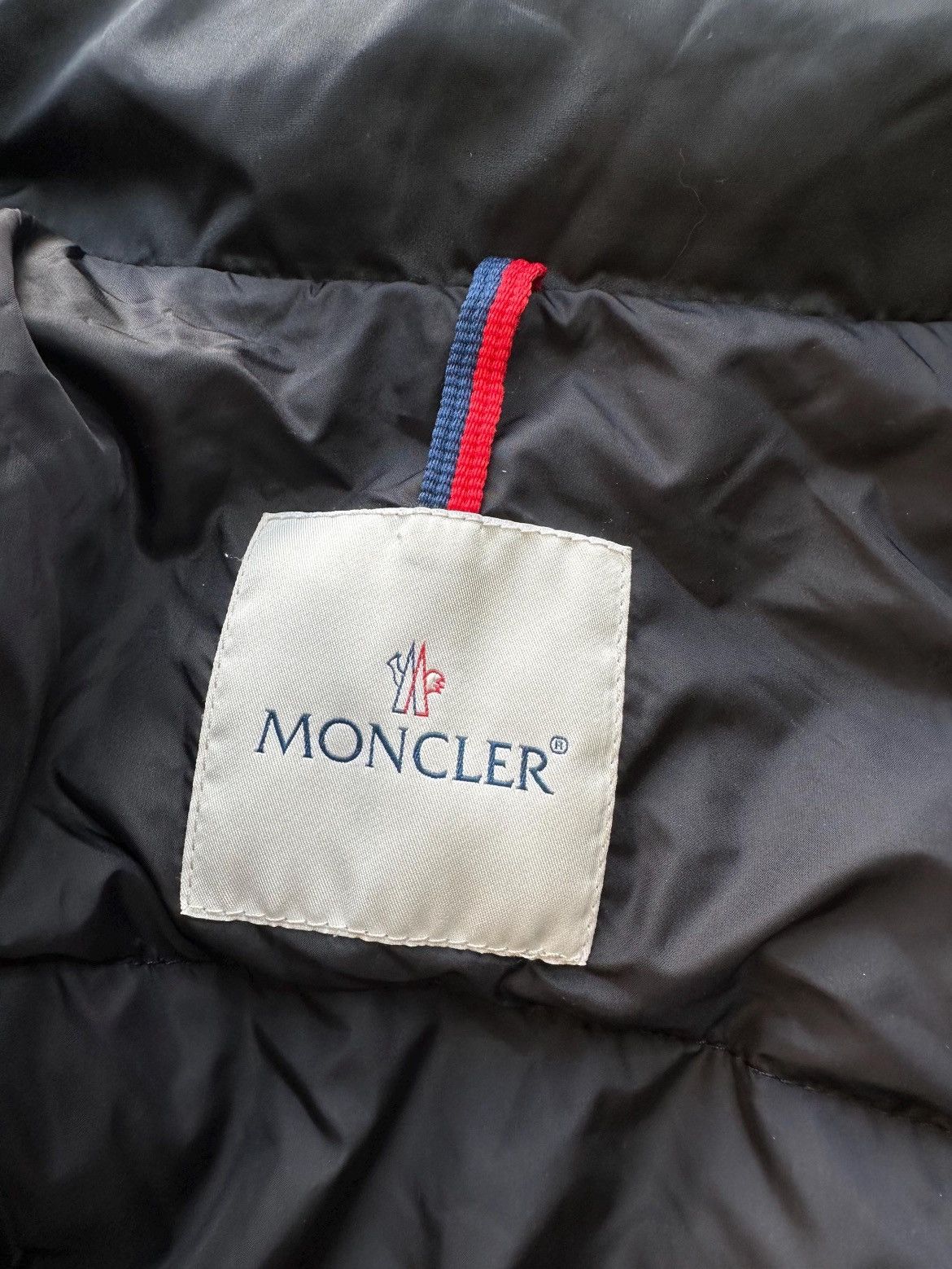 Moncler Moncler Bea Down Jacket Mens Size S Size US S / EU 44-46 / 1 - 7 Thumbnail