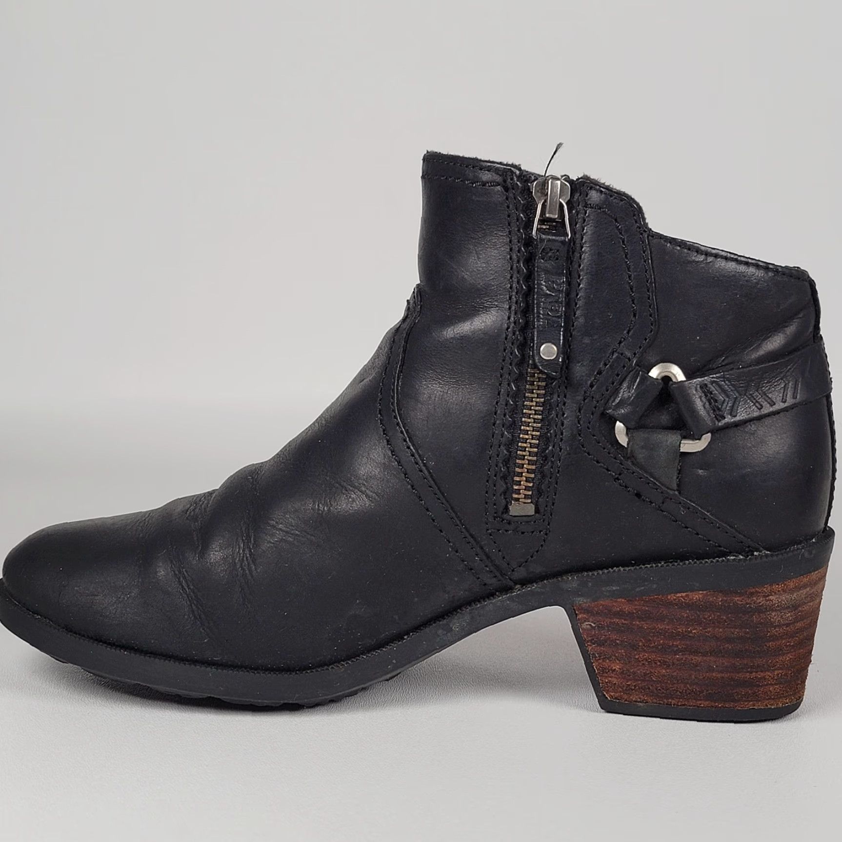 Teva Teva Women's Foxy Black Leather Side Zip Ankle Boots Bootie, Booties, Casual, Travel, Workwear, 9, US Size 9, Leather, Block Heel, Mid (2-2.9 in) Size US 9 / IT 39 - 5 Thumbnail