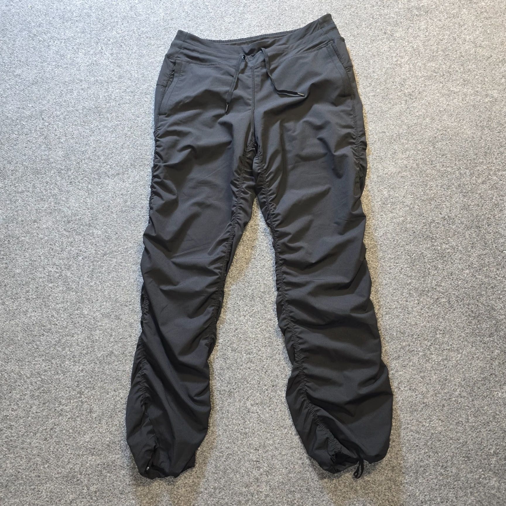 Vintage Kirkland Signature Womens Pants Jogger Black Medium Ruched Pull On Athletic Lounge Tapered Size 32" / US 10 / IT 46 - 2 Thumbnail