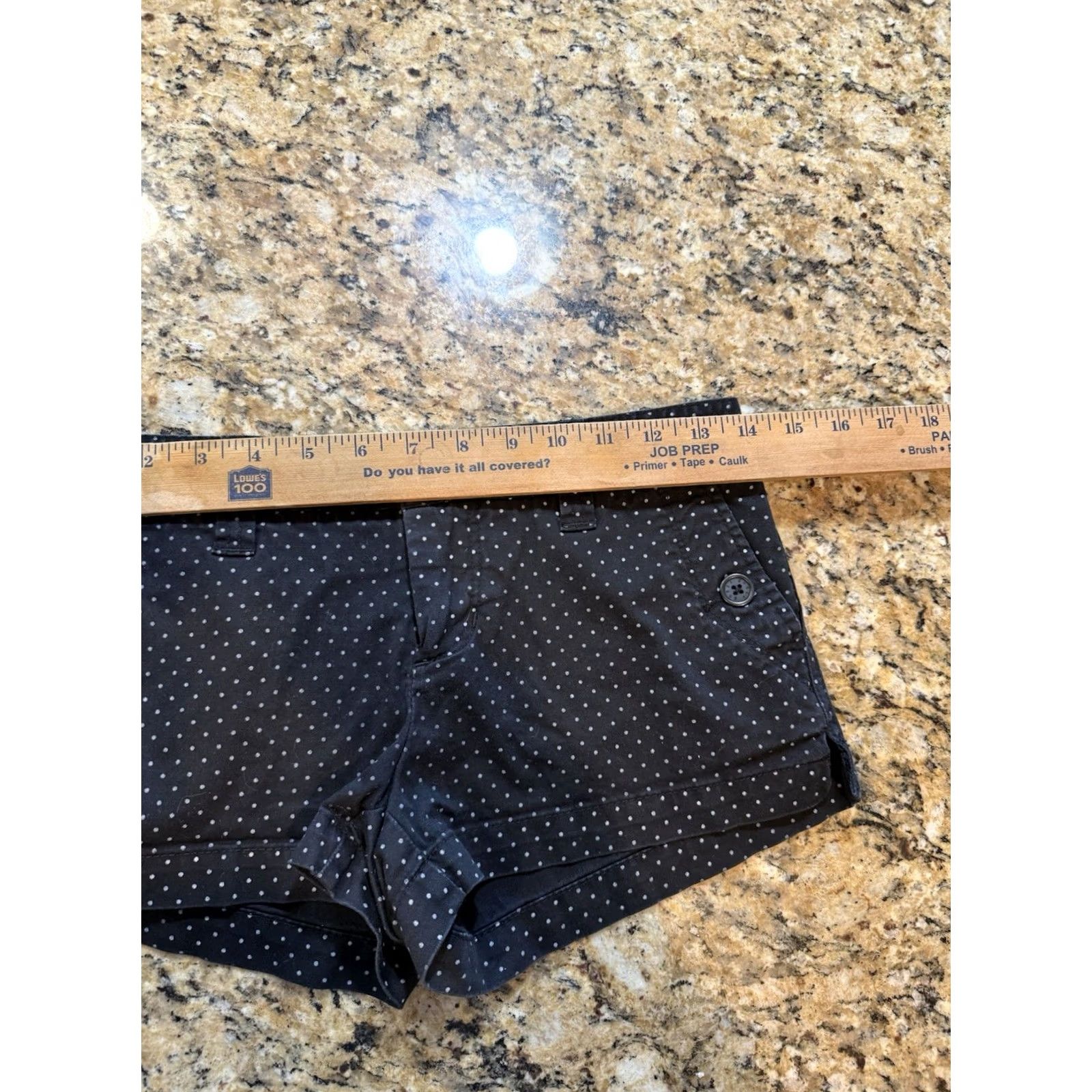 Guess VINTAGE Guess Jeans Women’s Shorts Polka Dot Low Rise 24 Black White Y2K 2000s Womens Size 42" / US 20 - 4 Thumbnail