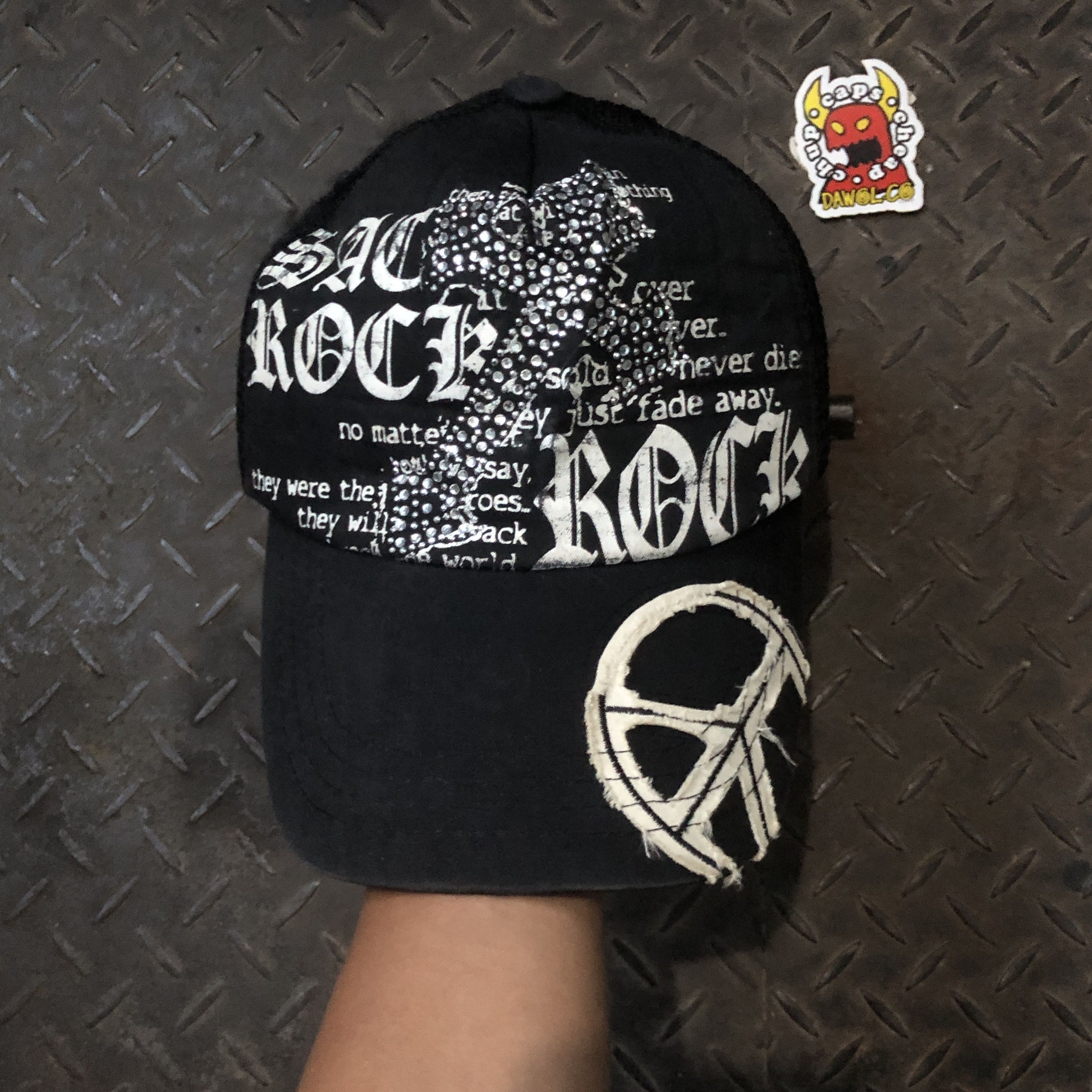 Japanese Brand Vintage Y2K Peace Rock Trucker Hat Japanese Size ONE SIZE - 2 Thumbnail