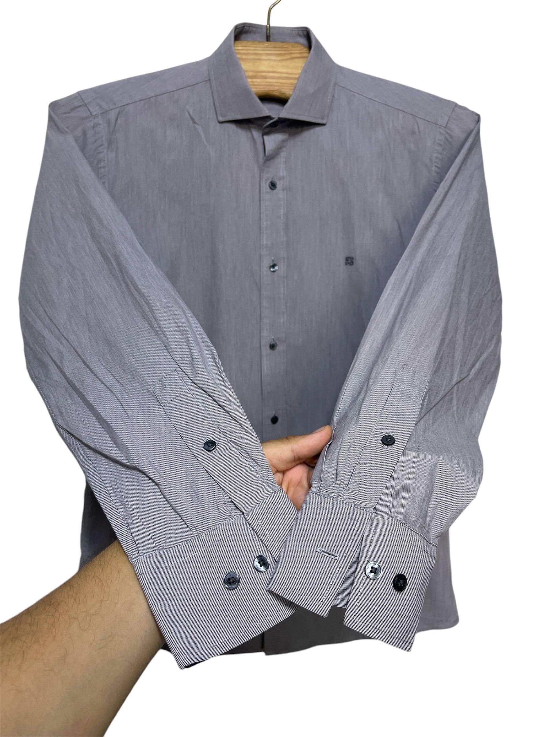 Givenchy 🔥 Givenchy 4G shirt long sleeve cotton gray striped Size US M / EU 48-50 / 2 - 3 Thumbnail