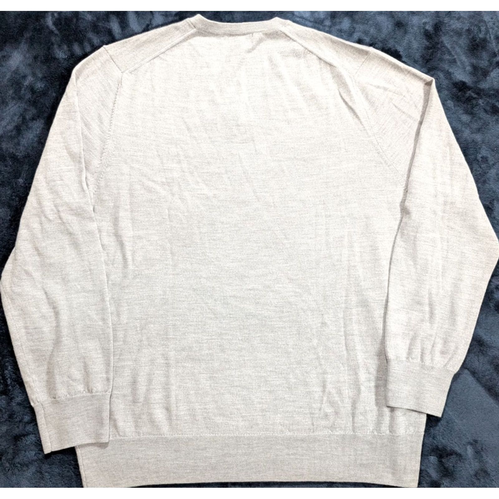 Brooks Brothers Brooks Brothers Sweater Men’s XXLarge V-Neck Extra Fine Merino Wool Heather Gray Knit Pullover Casual, Formal, Party/Cocktail, Travel 2XL Mens Size US XXL / EU 58 / 5 - 5 Thumbnail