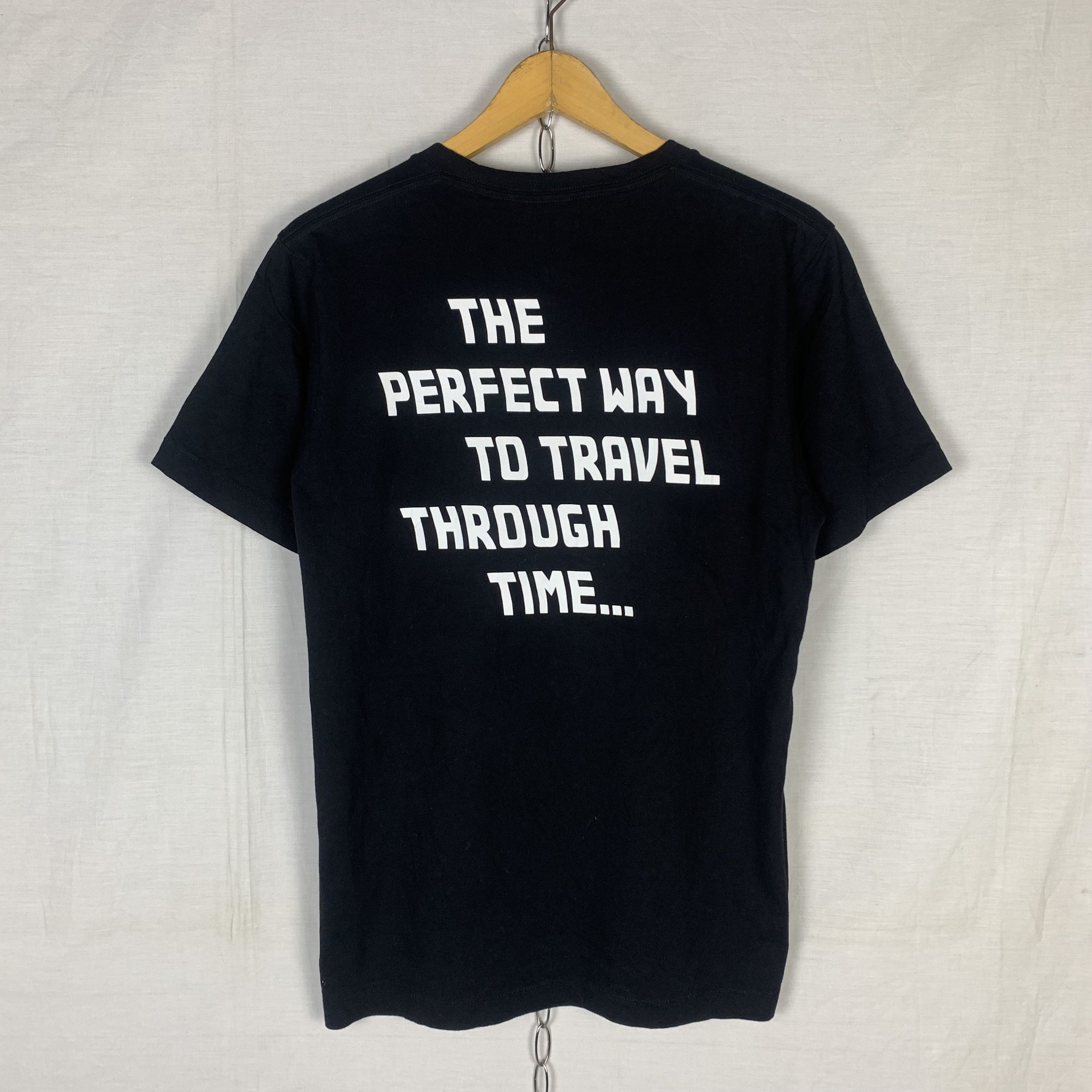 Uniqlo Back To The Future Tshirt Size US M / EU 48-50 / 2 - 2 Thumbnail