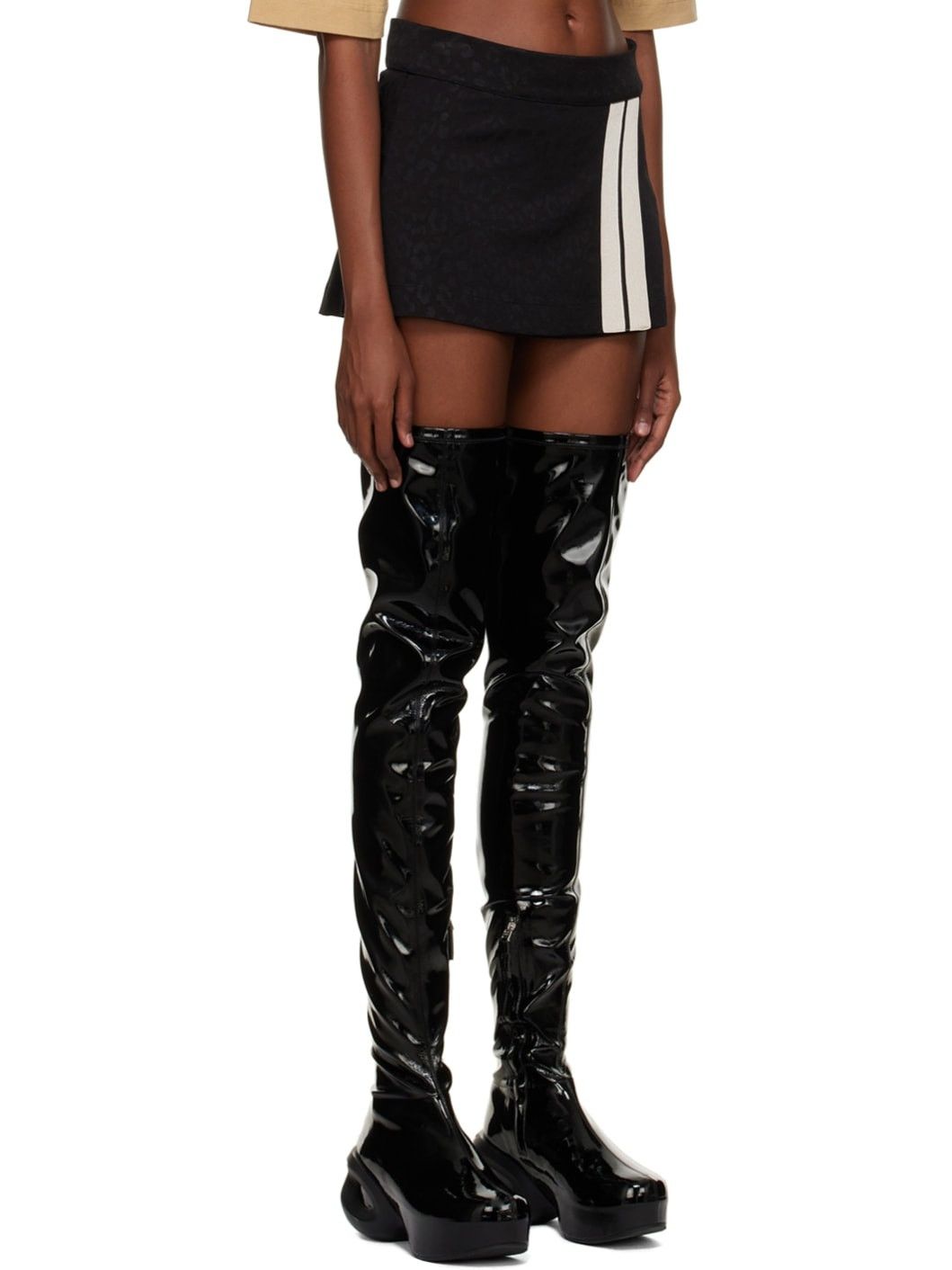 Palm Angels o1y1125 Mini Skirt in Black/White Size 26" / US 2 / IT 38 - 2 Thumbnail