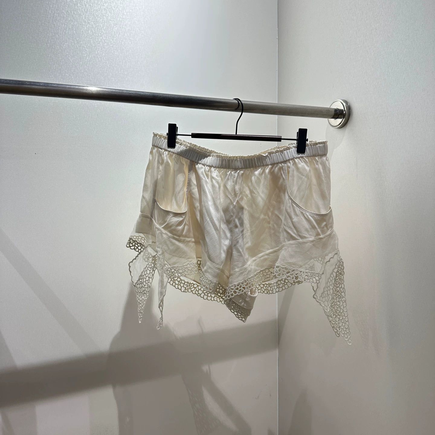 Isabel Marant Isabel Marant apr527 French Lace Silk Shorts Women's 36 Size 25" / US 0 / IT 36 - 1 Thumbnail