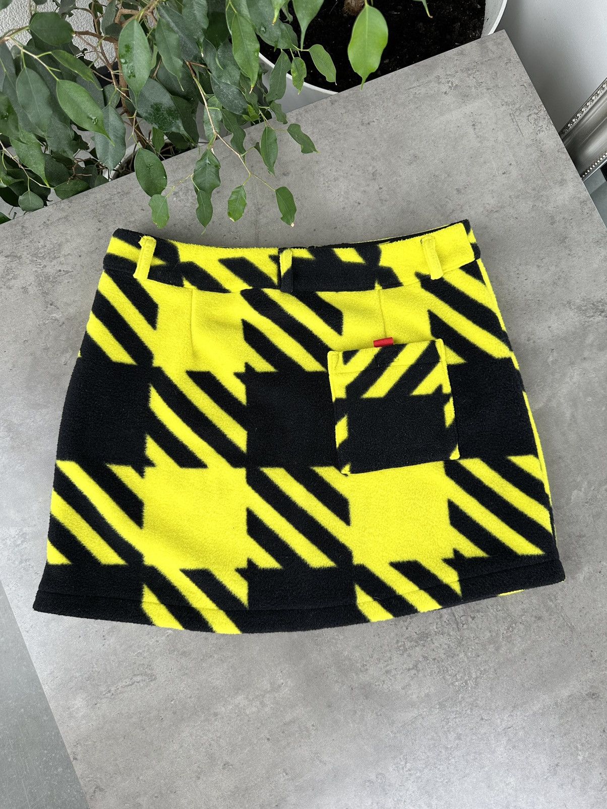Adidas Adidas Fleece Mini Skirt Size 28" / US 6 / IT 42 - 8 Thumbnail