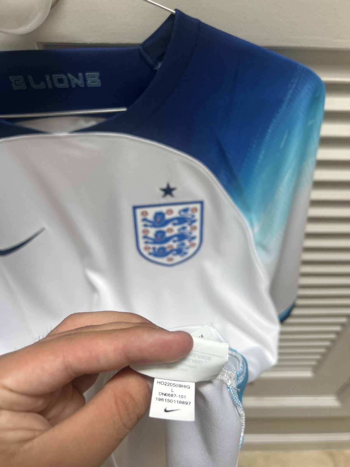 Nike England 2022 Home kit Size US L / EU 52-54 / 3 - 2 Thumbnail