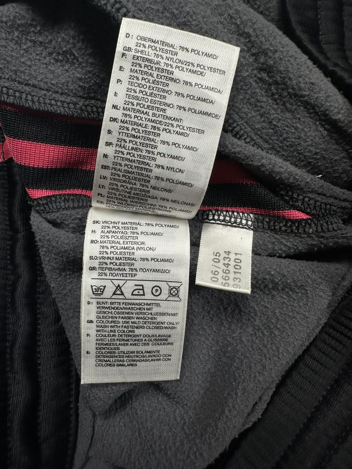 Adidas Vintage Adidas Track Pants Size 36'x30' Size US 36 / EU 52 - 14 Thumbnail