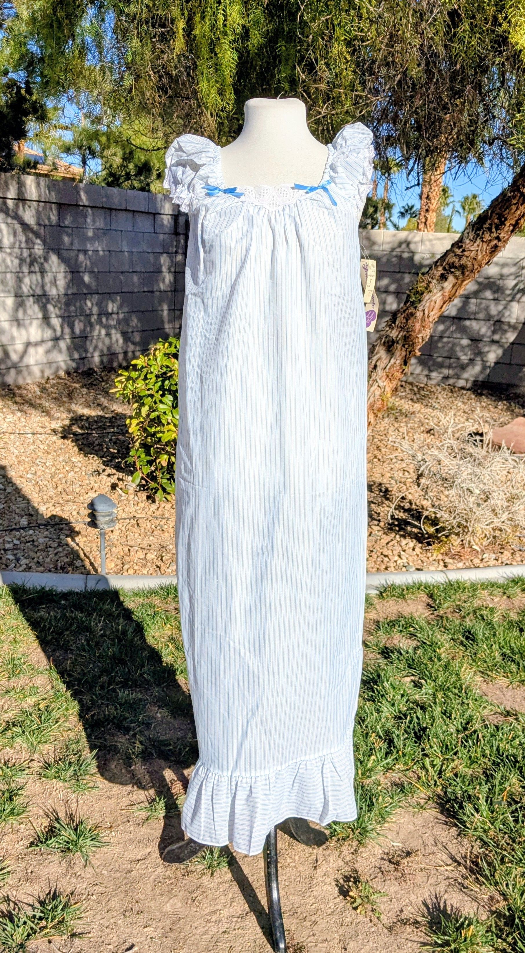 Vintage Vintage Jennifer Dale USA Made Nightgown Dress Lace Trim Size S / US 4 / IT 40 - 1 Thumbnail