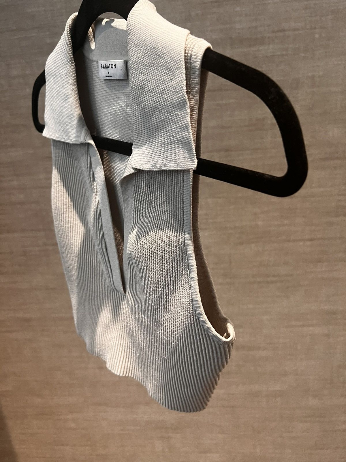Aritzia White crop top Size M / US 6-8 / IT 42-44 - 3 Thumbnail