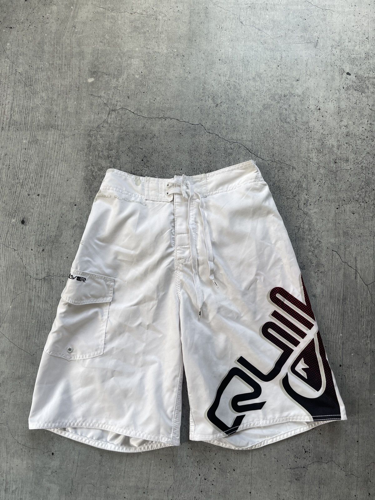 Quicksilver Vintage Quicksilver cargo shorts big logo Size US 32 / EU 48 - 2 Thumbnail