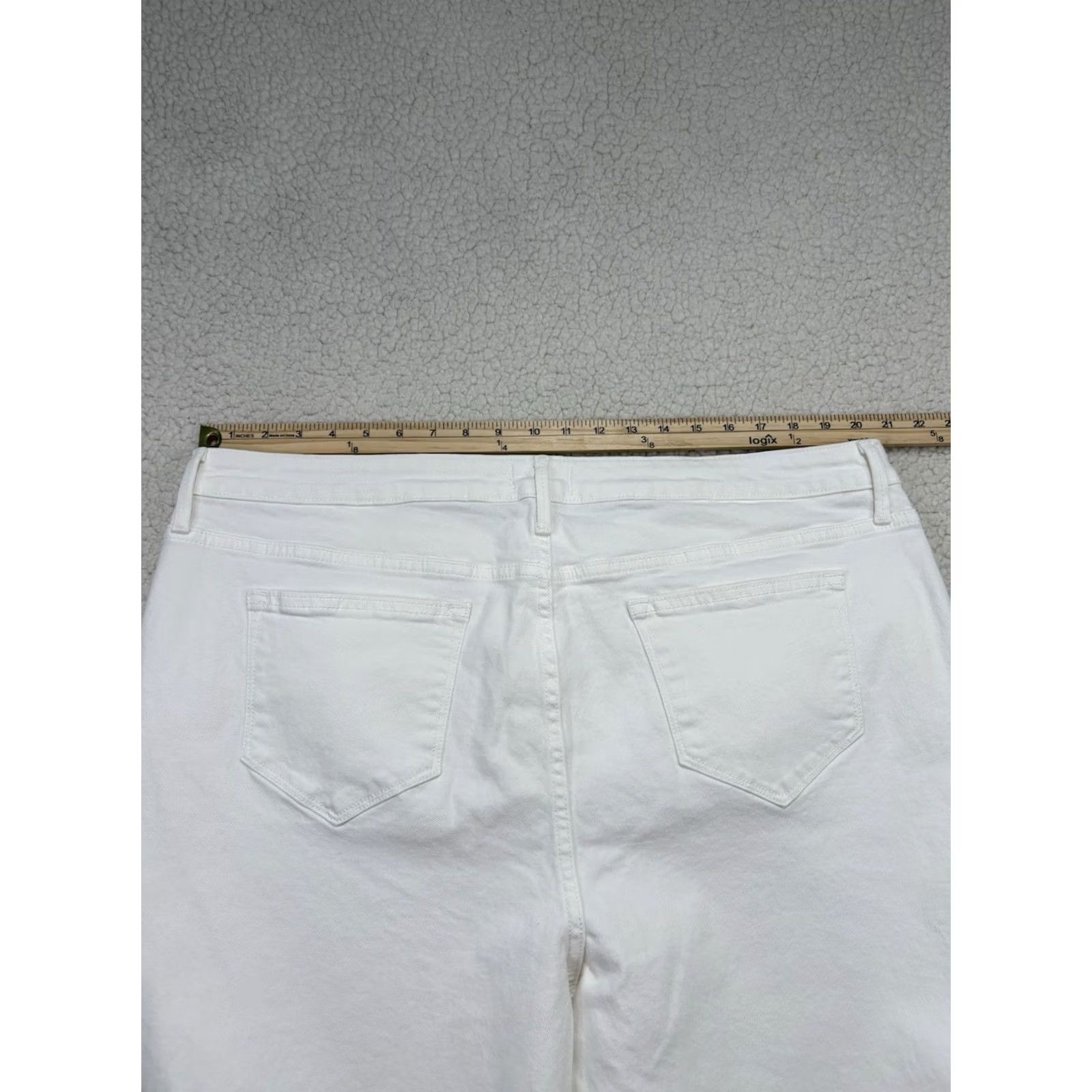 Vintage Driftwood Colette White Floral Embroidered Cropped Straight Jeans Plus Size 22 W Size 40" / US 18 - 8 Thumbnail
