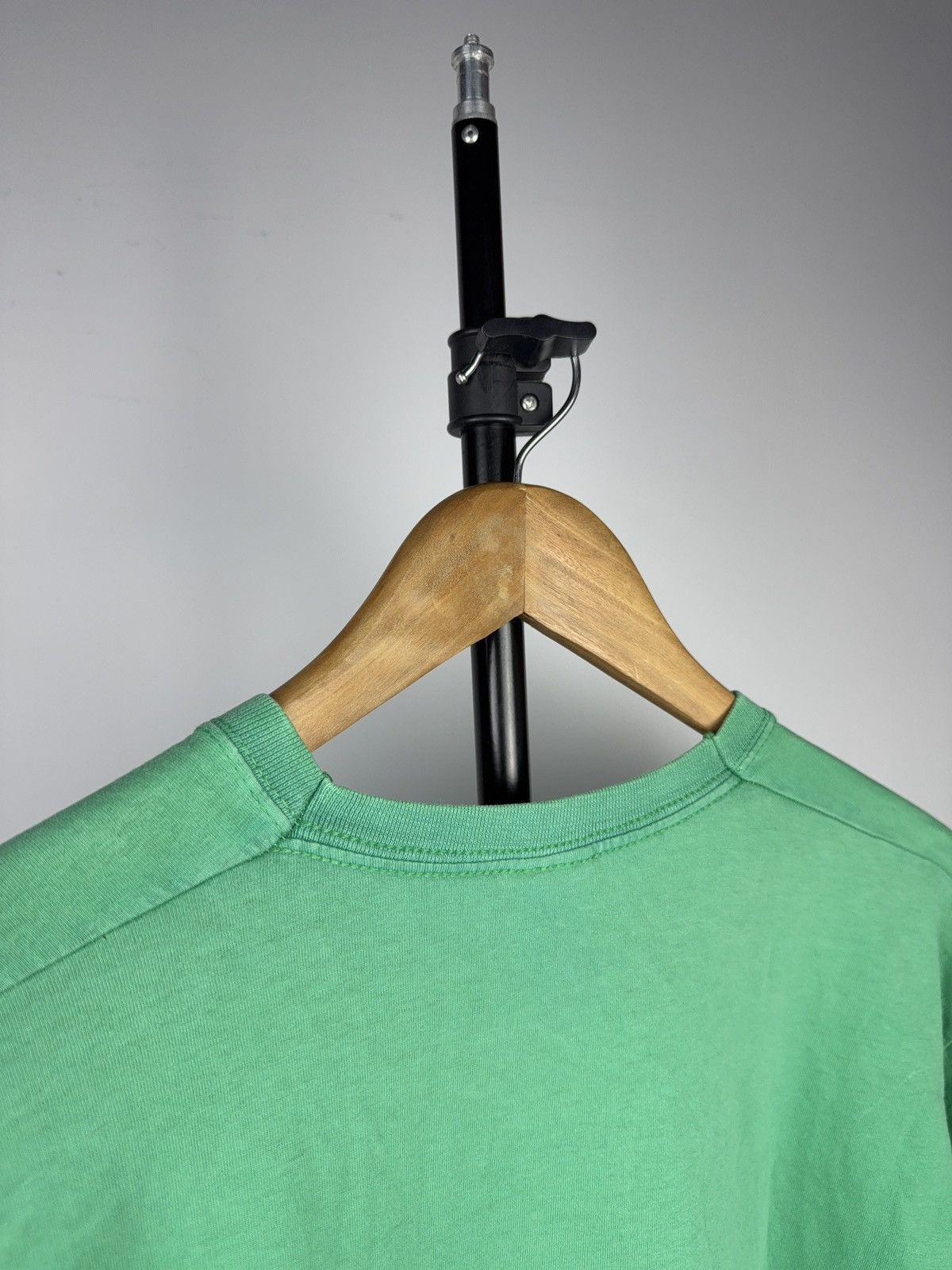 Nintendo 00s retro Know Your Mushrooms Mario Parody Tee Green Size M Size US M / EU 48-50 / 2 - 10 Thumbnail