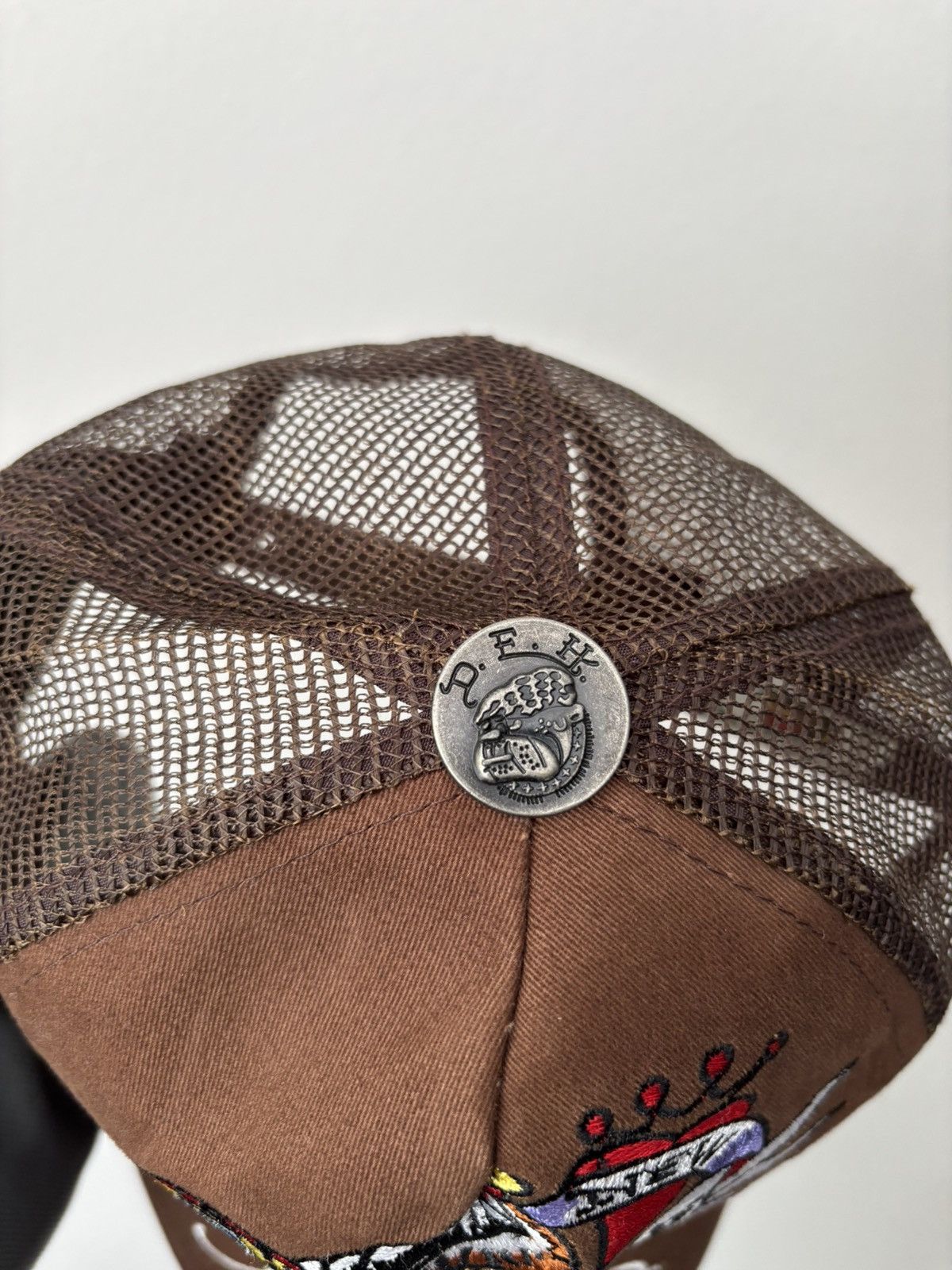 Ed Hardy Ed Hardy x Christian Audigier Embroidery Skull Trucker Cap Size ONE SIZE - 4 Thumbnail