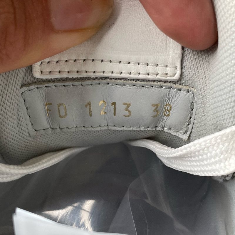 Louis Vuitton Louis Vuitton Trainer Low Top Sneakers for Women -2508 Size US 8 / IT 38 - 5 Thumbnail