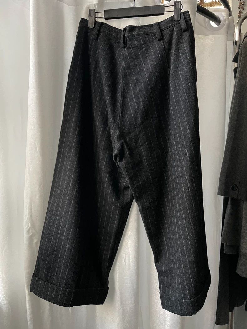 Yohji Yamamoto yohji Yamamoto size 1 Medieval Casual Grey Stripe Suit Pan Size US 28 / EU 44 - 2 Thumbnail