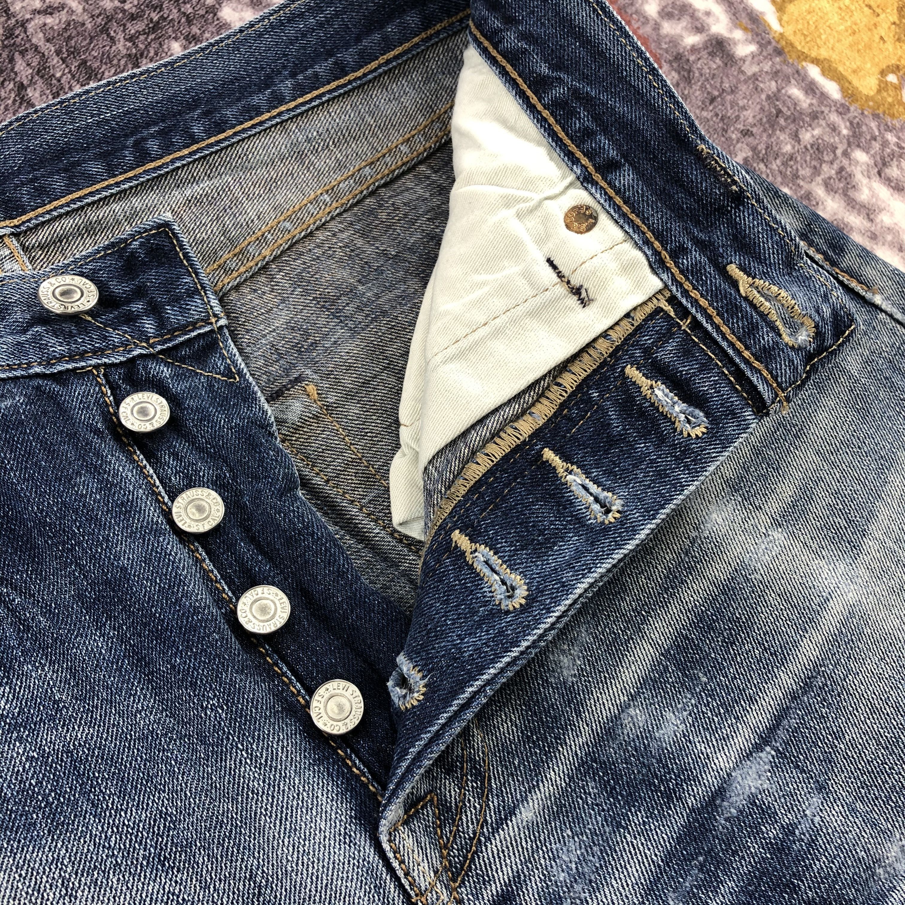 Levi's Vintage Blue Wash Levis 501 Jeans-JM2256 Size US 32 / EU 48 - 13 Thumbnail