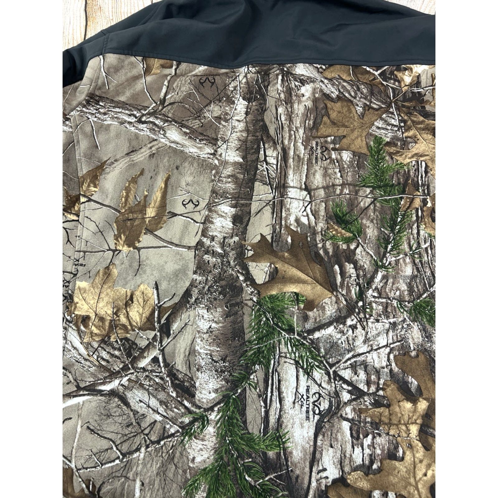 Realtree DRI DUCK Mens Jacket Soft Shell Two-TXL Full Zip Camouflage RealTree Charcoal Camo 2XL Mens Regular Size US XXL / EU 58 / 5 - 7 Thumbnail