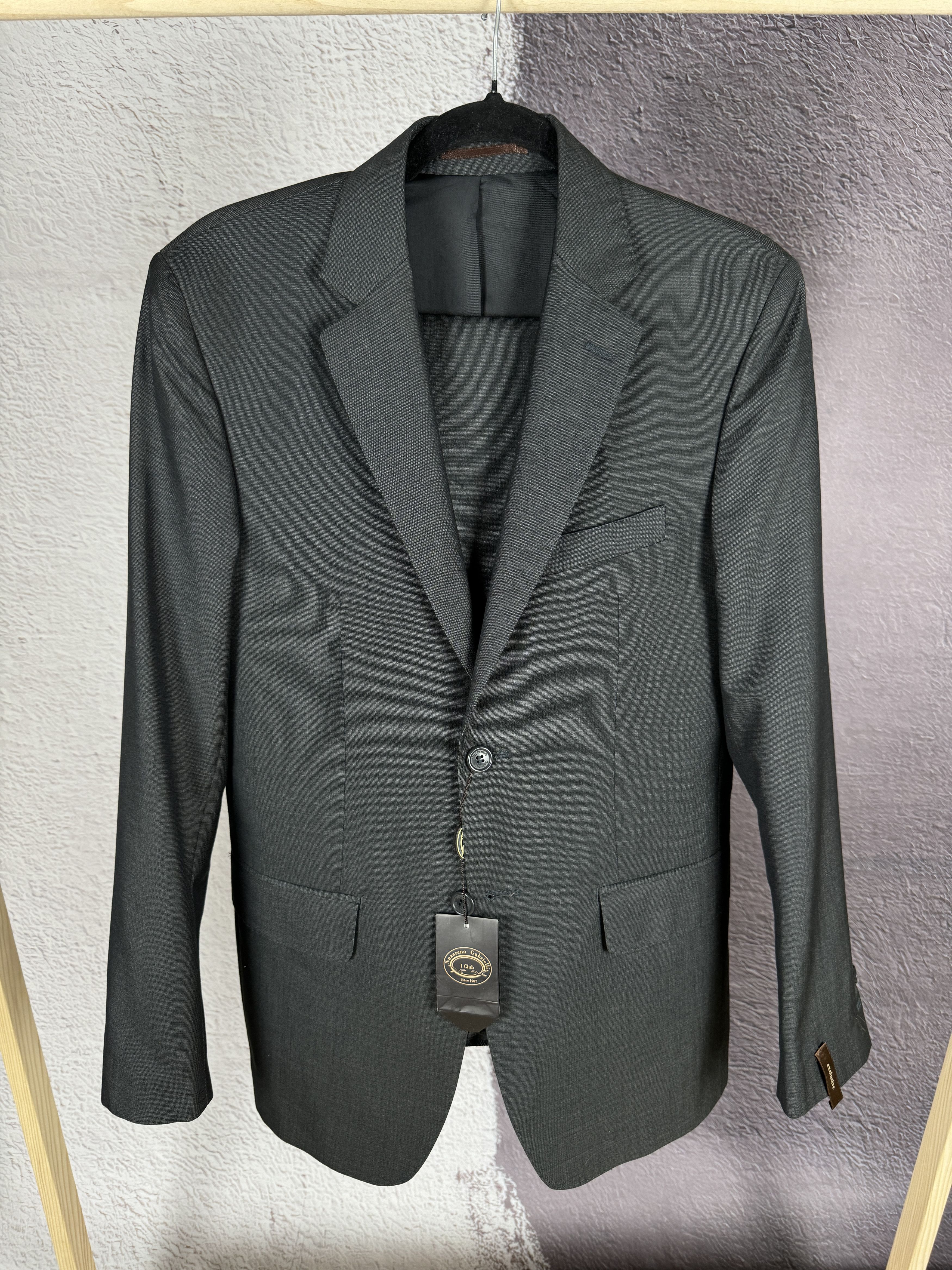 Nazareno Gabrielli BNWT Nazareno Gabrielli 2 pcs Panda grey 2 button wool suit Size 38R - 2 Thumbnail