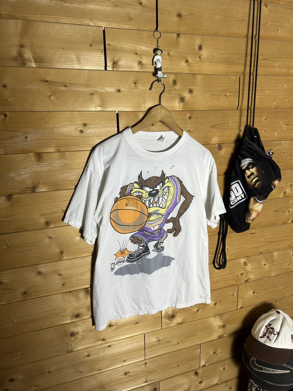 NBA Vintage NBA Los Angeles Lakers Taz t shirt Size US M / EU 48-50 / 2 - 1 Thumbnail