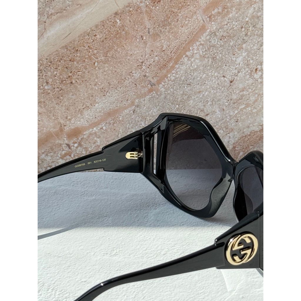 Gucci NEW Gucci GG0875S Black Oversized Sunglasses Size ONE SIZE - 11 Thumbnail