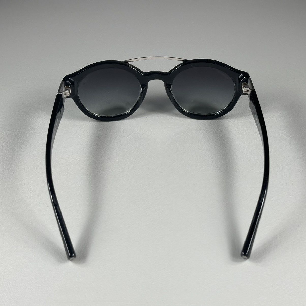 Giorgio Armani Giorgio Armani Vintage AR 8036-H Oval Shape Black Sunglasses Size ONE SIZE - 4 Thumbnail