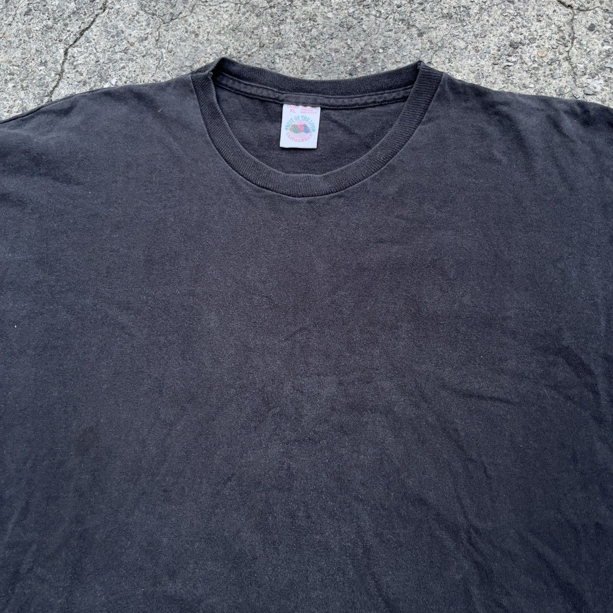 Fruit Of The Loom Vtg 90s FRUIT OF THE LOOM Black Blank Single Stitch Shirt Size US XL / EU 56 / 4 - 2 Thumbnail