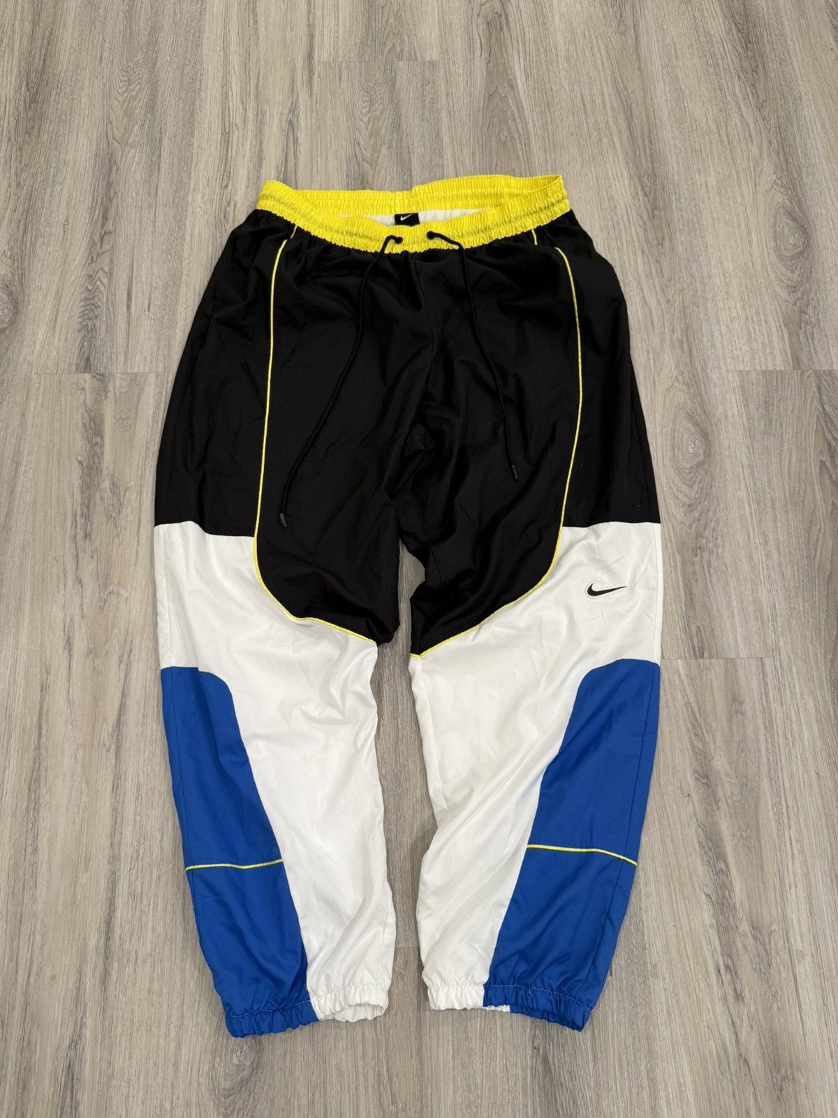 Nike Nike Nylon Throwback Basketball Pants Size US 38 / EU 54 - 1 Thumbnail