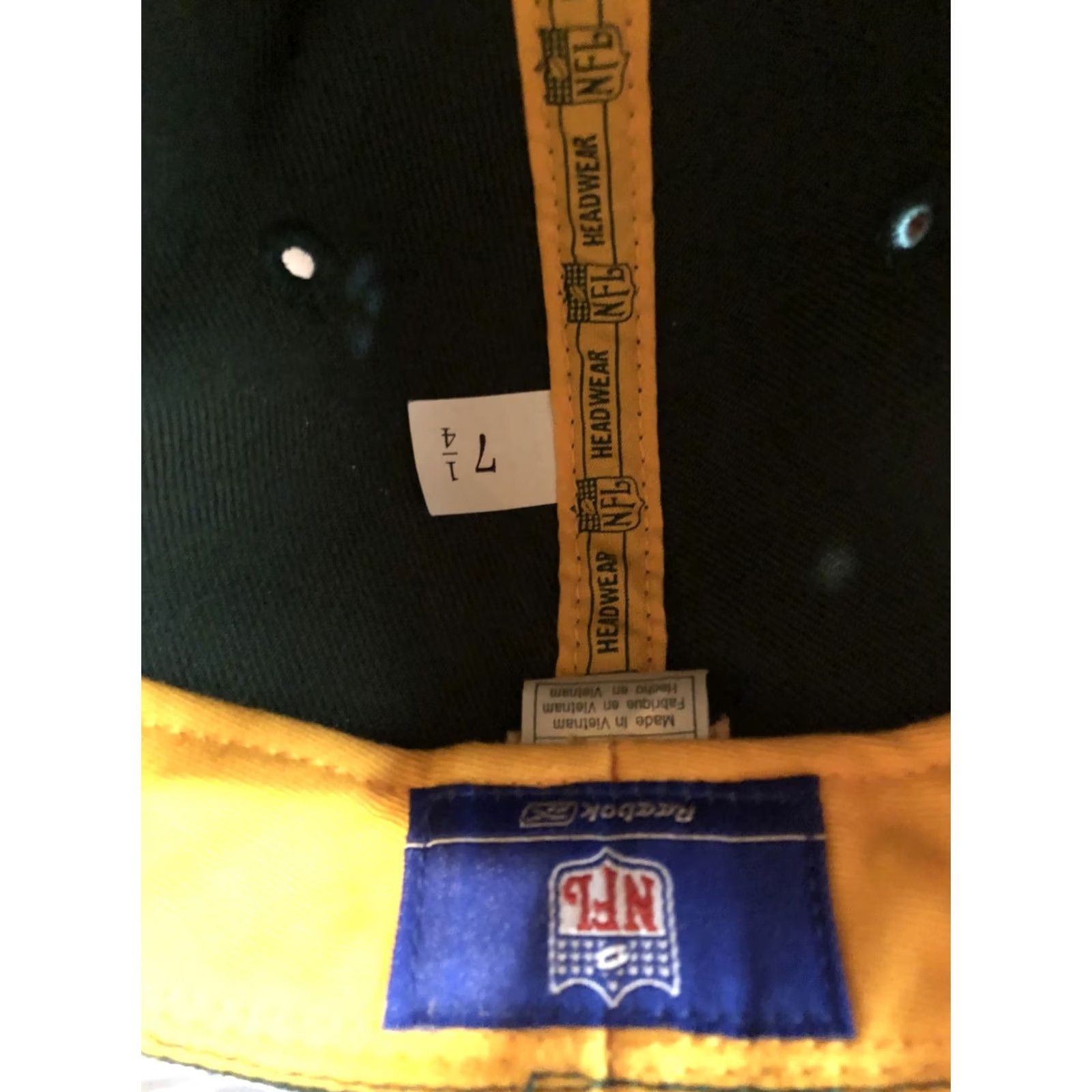 Reebok VINTAGE Reebok Green Bay Packers 100% Wool Fitted Hat Cap Size 7 1/4 Green Baseball Cap Mens Womens Size ONE SIZE - 7 Thumbnail