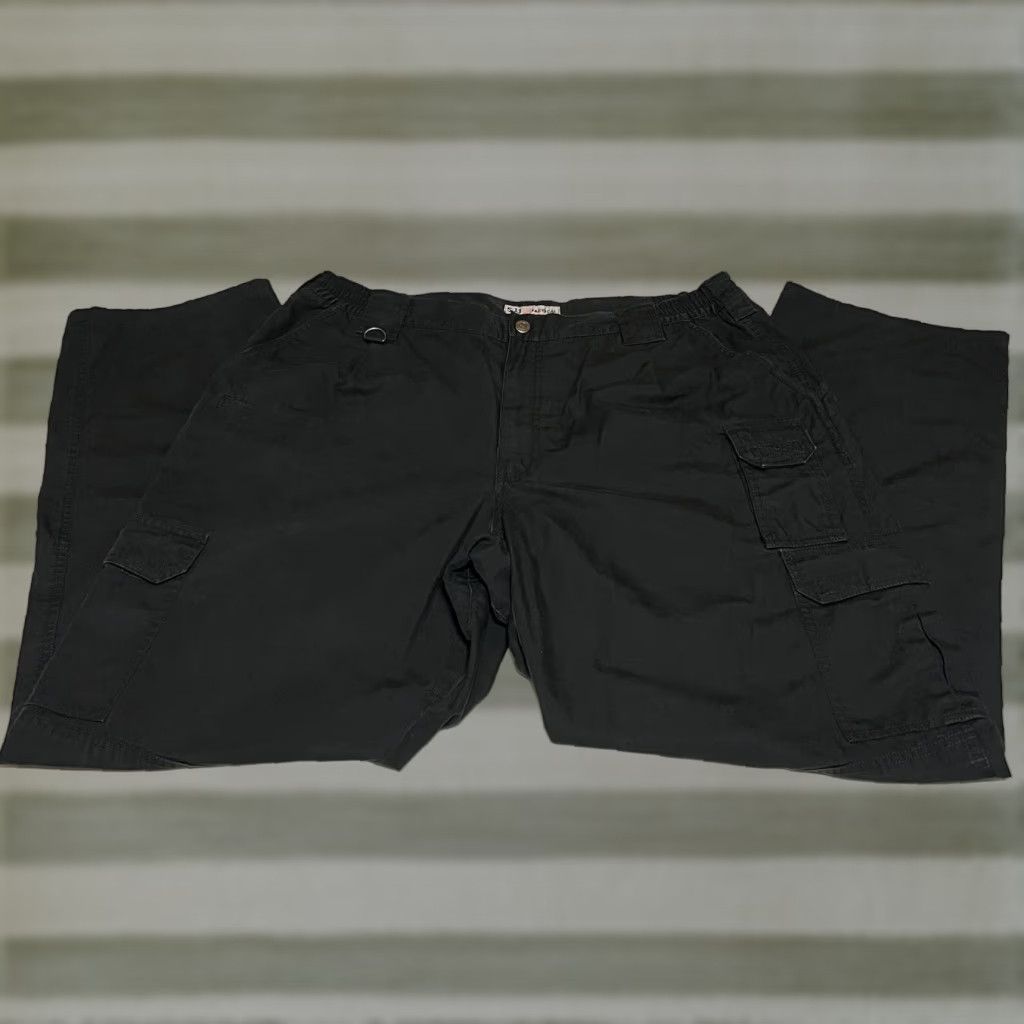 Vintage VINTAGE? No. 5.11 Tactical Taclite Pro Ripstop Pant Mens 40x33 Cargo Black Double Knee Pants Mens Regular 40 Black Cargo Pocket Size US 40 / EU 56 - 1 Thumbnail