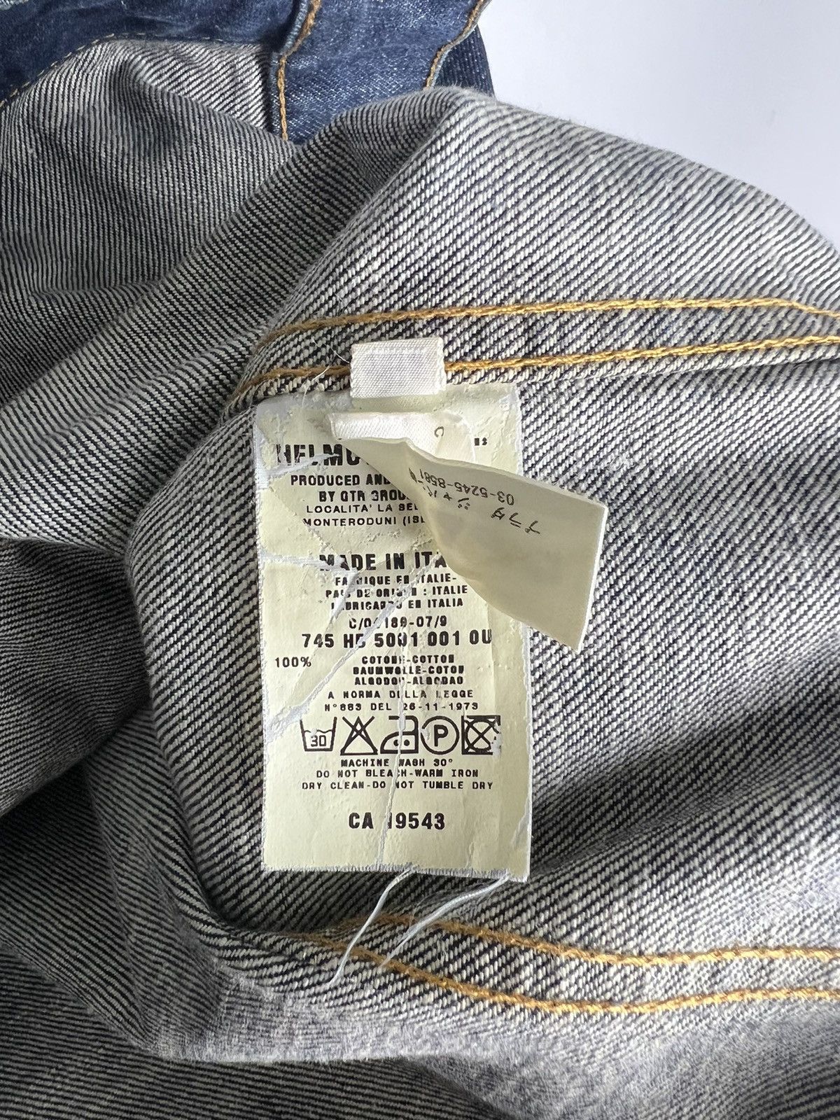 Helmut Lang 1990s Helmut Lang "Classic Denim" Archival Trucker Jackets Size US M / EU 48-50 / 2 - 6 Thumbnail