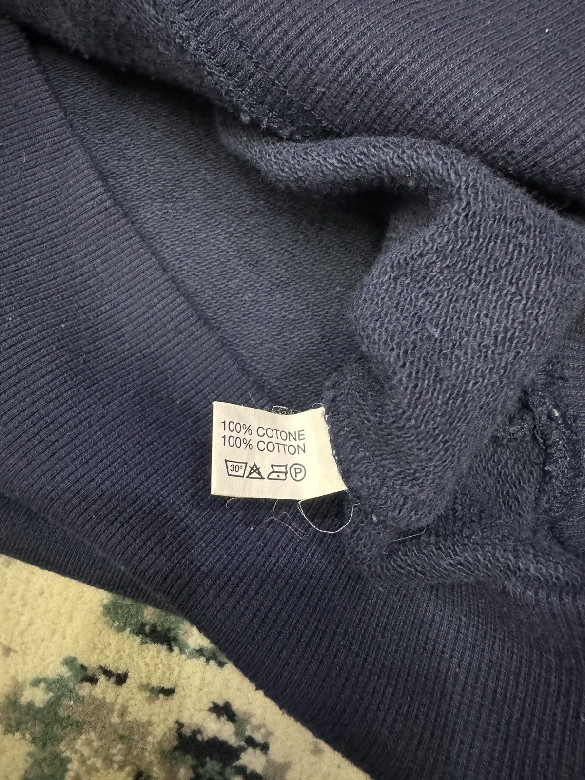 Fendi VINTAGE FENDI ROMA ITALY SPELLOUT SWEATSHIRT PULLOVER Size US M / EU 48-50 / 2 - 8 Thumbnail