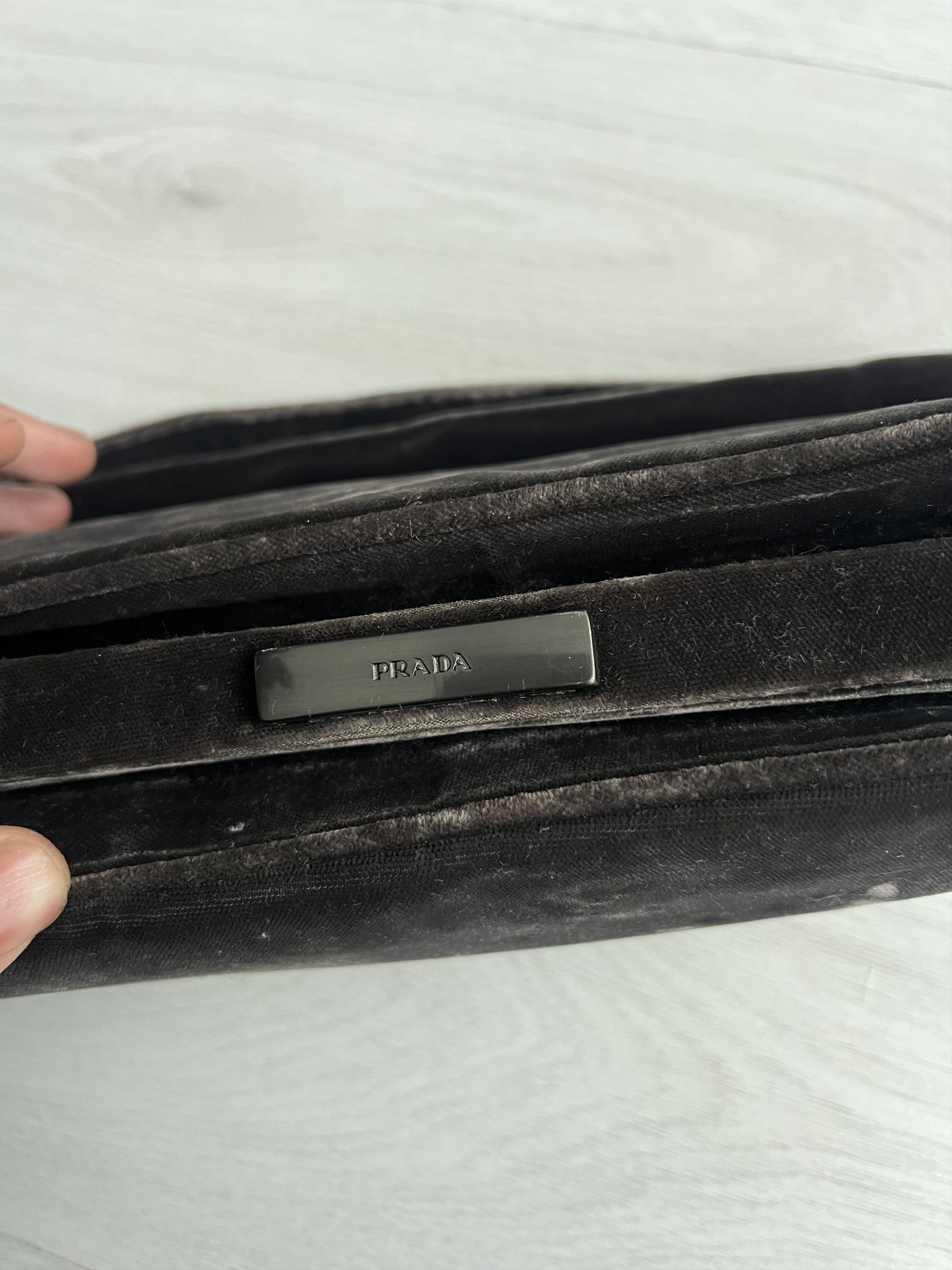 Prada Prada HandBag Velvet Size ONE SIZE - 8 Thumbnail