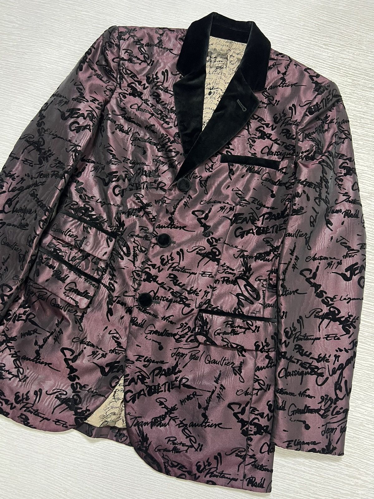 Jean Paul Gaultier JPG AW 97-98 Signature Monogram Print Velvet Jacquard Blazer Size US XS / EU 42 / 0 - 5 Thumbnail