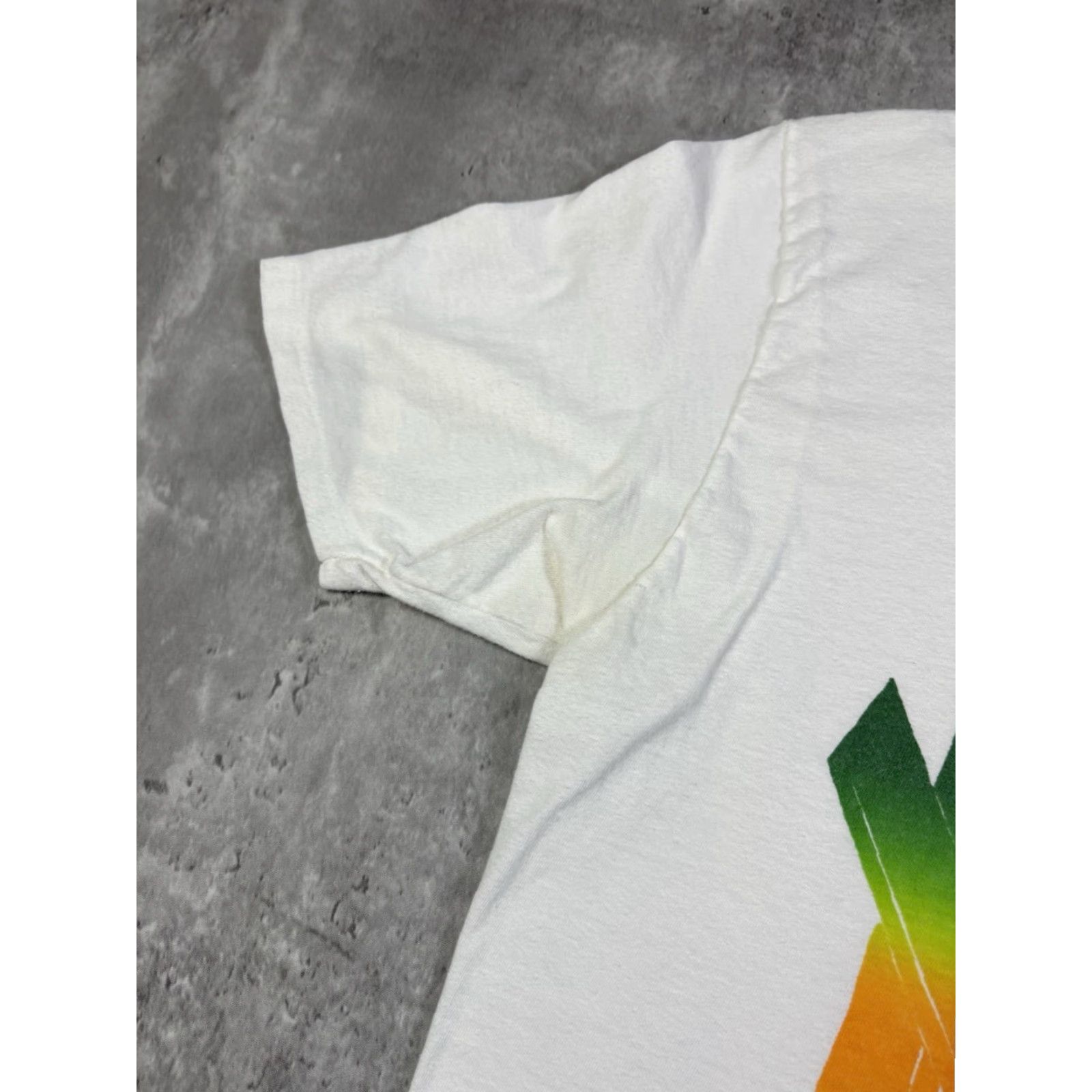 Vintage VINTAGE Tropical Parrot Bird Nature T Shirt White L Mens Crew Neck 80s 90s Graphic Print Short Sleeve Cotton Size US L / EU 52-54 / 3 - 5 Thumbnail