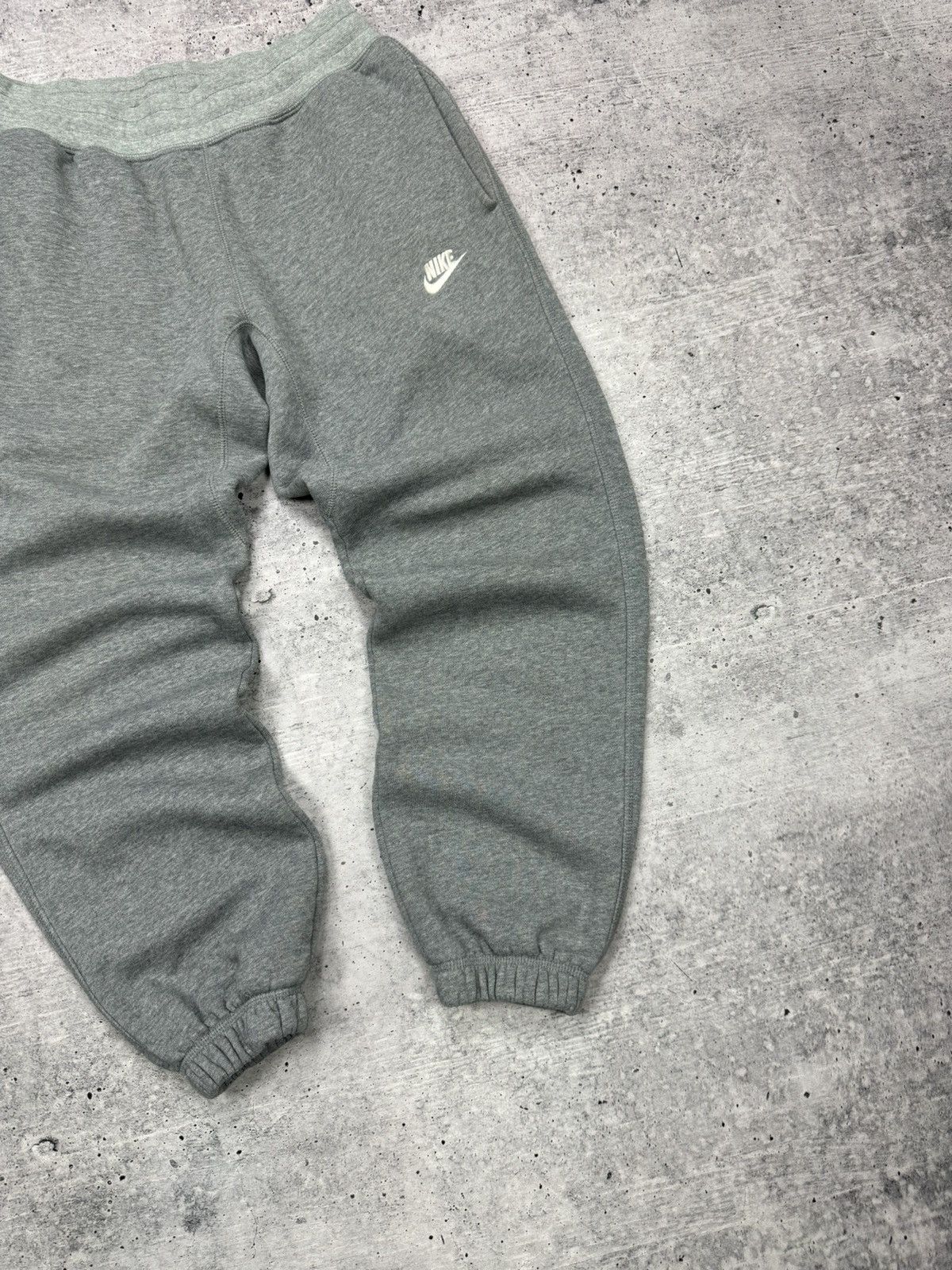 Nike Vintage Nike 90’s Y2K Style Swoosh Logo Sweatpants Joggers Size US 32 / EU 48 - 3 Thumbnail