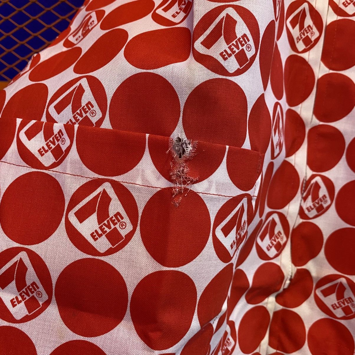 Vintage Seven Eleven Shirt Full Print Size Large Size US L / EU 52-54 / 3 - 4 Thumbnail