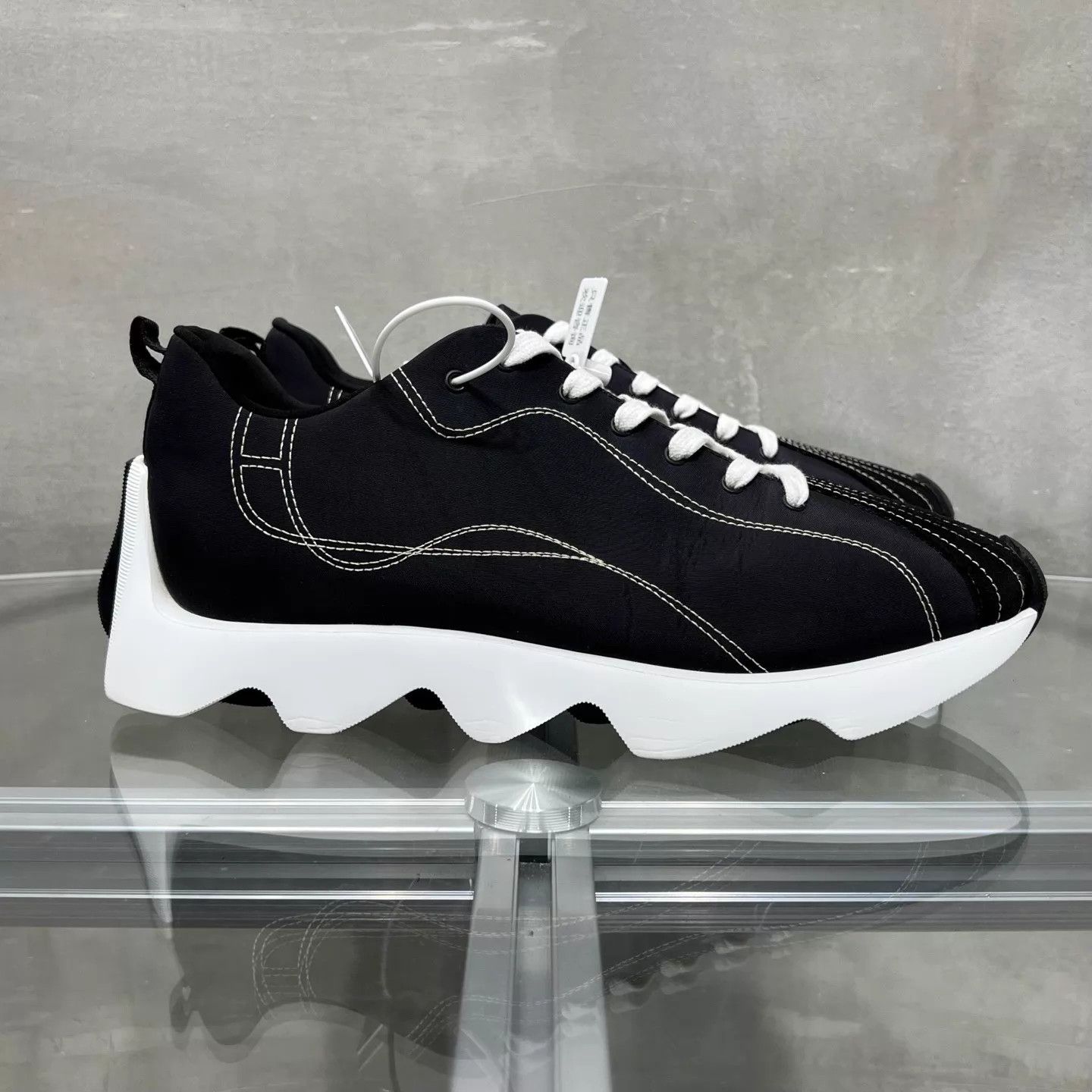 Hermes Men's Hermes Envol Sneaker Black 41.5 Size US 8.5 / EU 41-42 - 4 Thumbnail