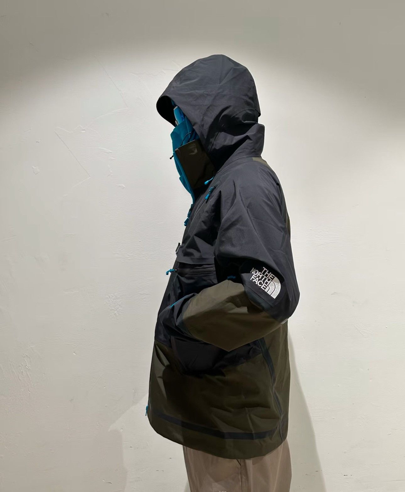 Kazuki Kuraishi × The North Face Urban Exploration KAZUKI SNOW HARDSHELL GORE-TEX® 3L JACKET Size US M / EU 48-50 / 2 - 10 Thumbnail