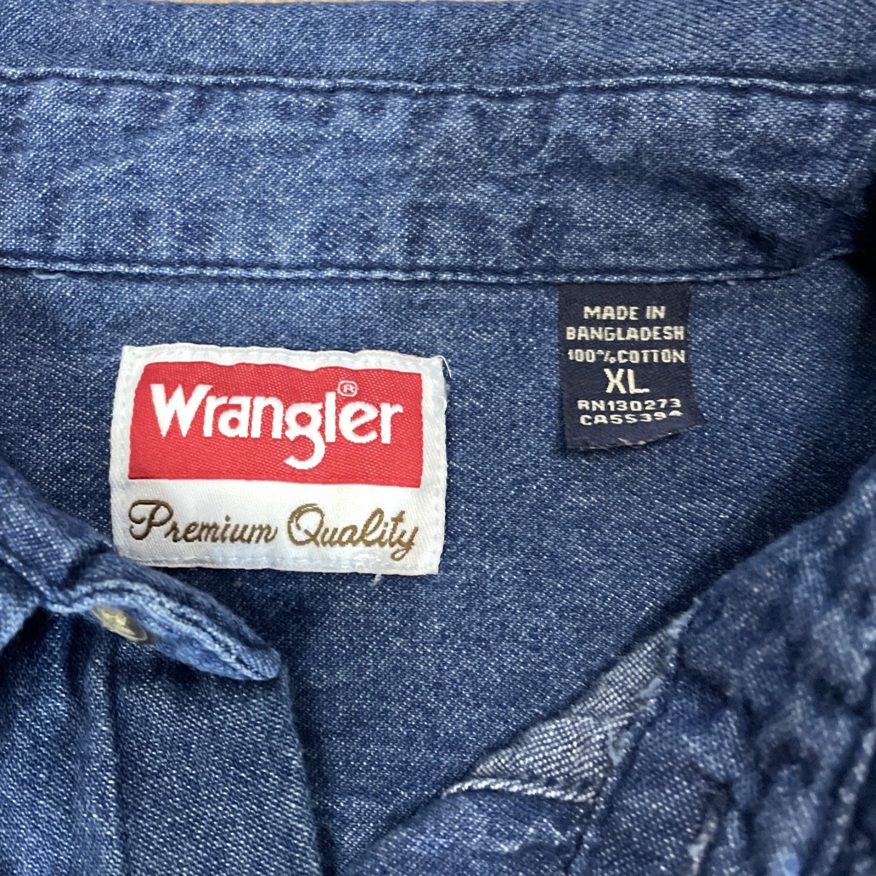 Wrangler Wrangler Men's Lightweight Long Sleeve Denim Button-Up Shirt XL Blue Size US XL / EU 56 / 4 - 2 Thumbnail