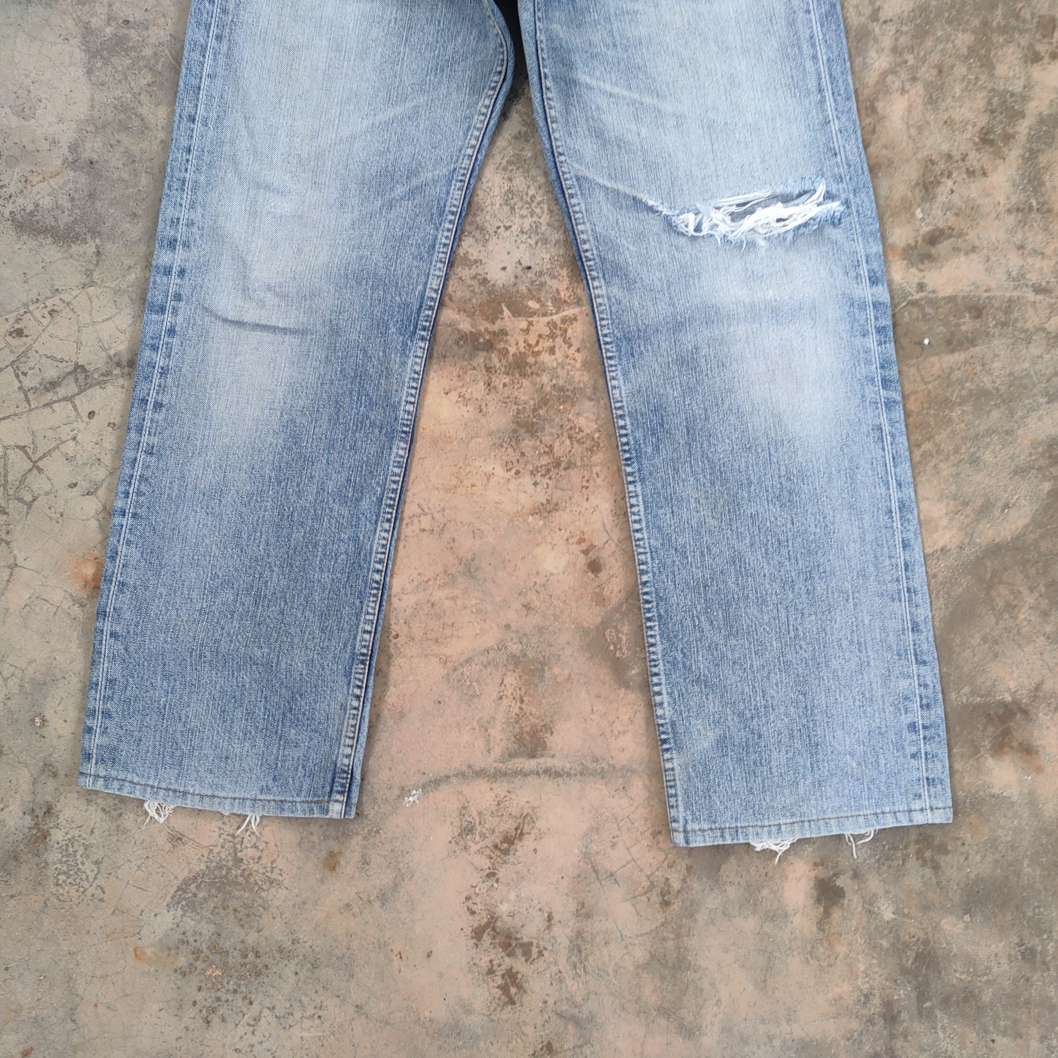 Levi's Vintage Clothing W32 VINTAGE LEVI'S 503 RIPPED FADED JEANS DENIM PANTS Size US 32 / EU 48 - 4 Thumbnail