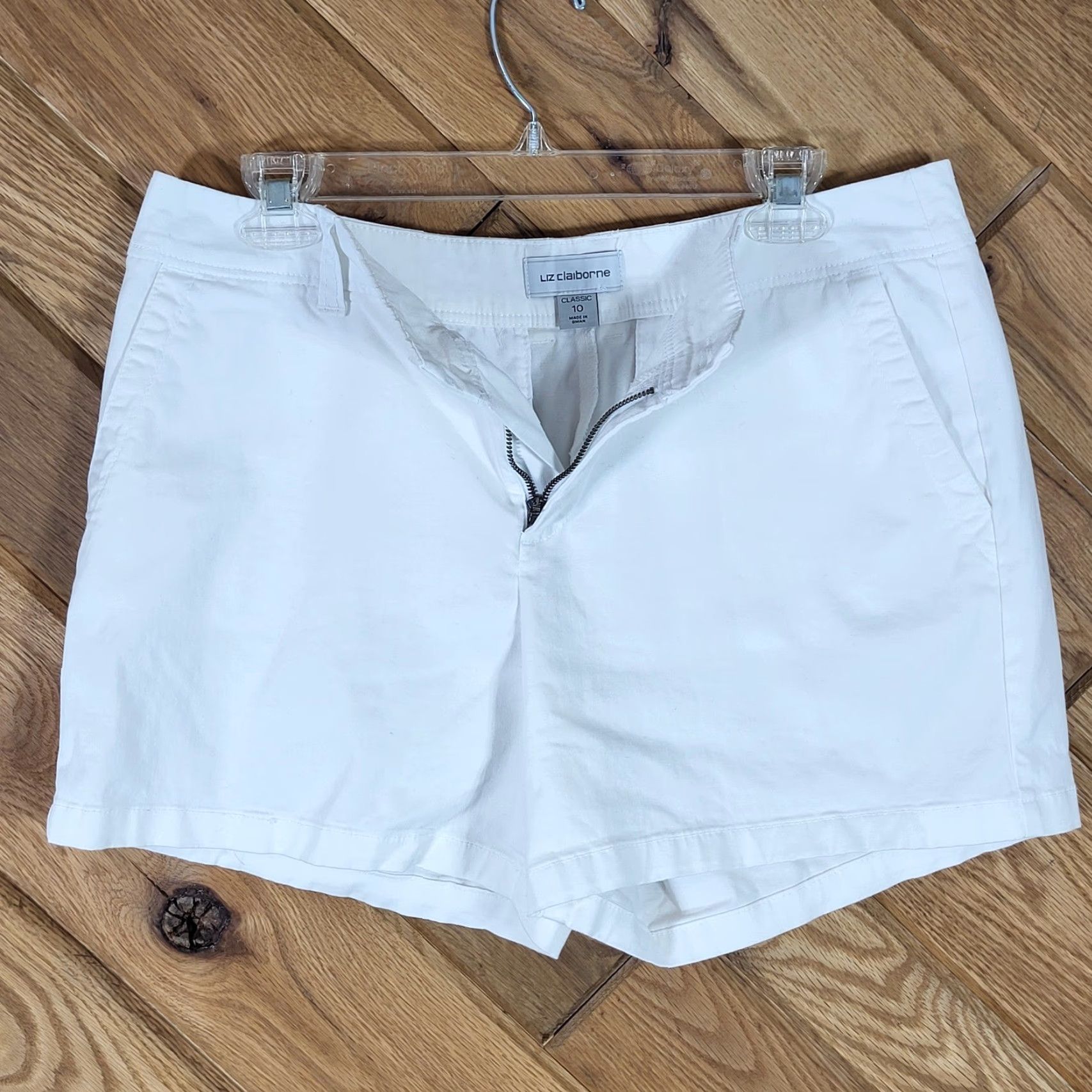 Liz Claiborne Liz Claiborne Classic Shorts Women 10 Chino White Stretch Cotton Pockets Beach Nautical Casual Travel Summer Patio Size 24" / US 00 / IT 34 - 3 Thumbnail